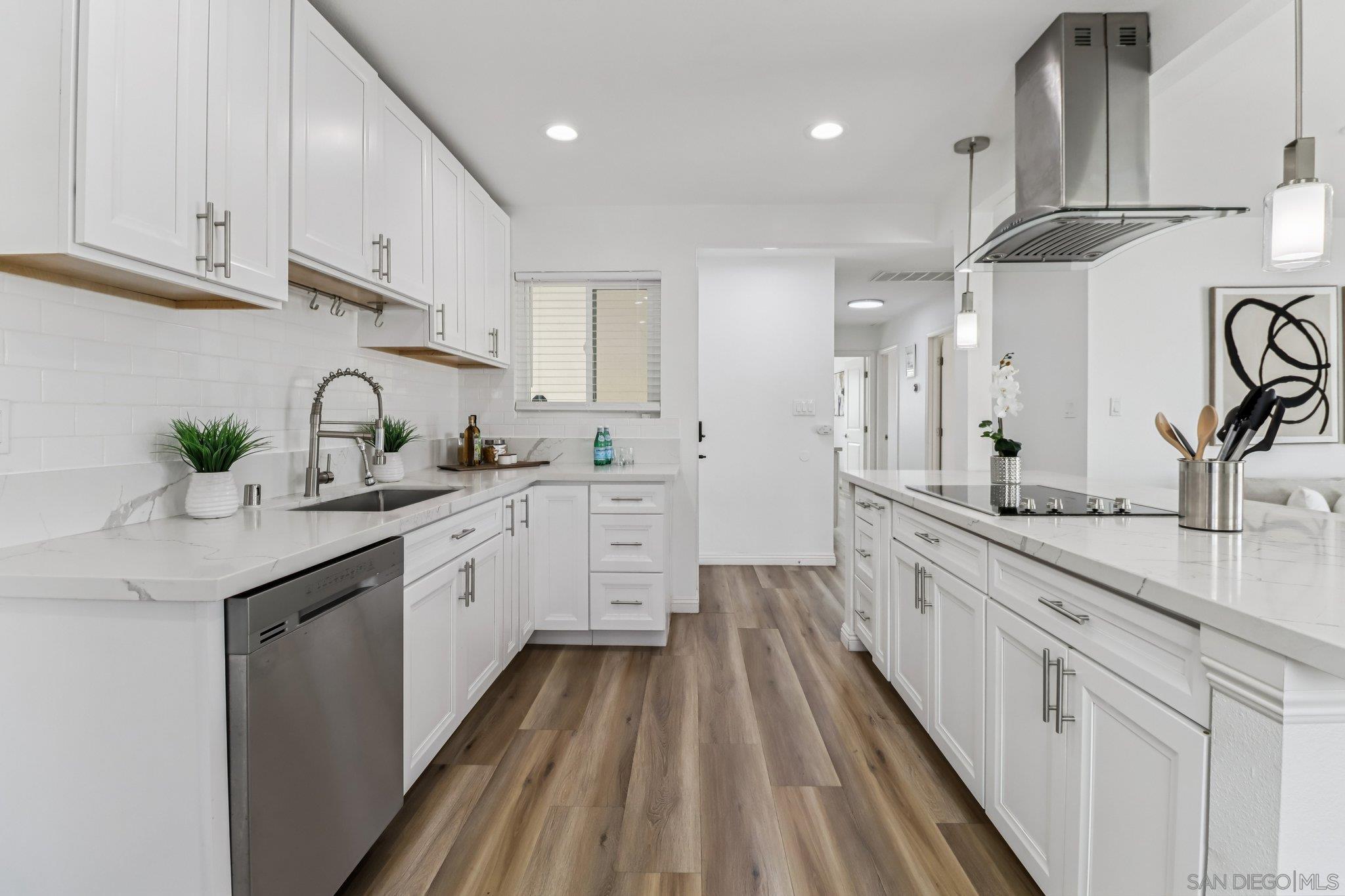 Detail Gallery Image 15 of 37 For 4106  Dellwood St, San Diego,  CA 92111 - 3 Beds | 2 Baths