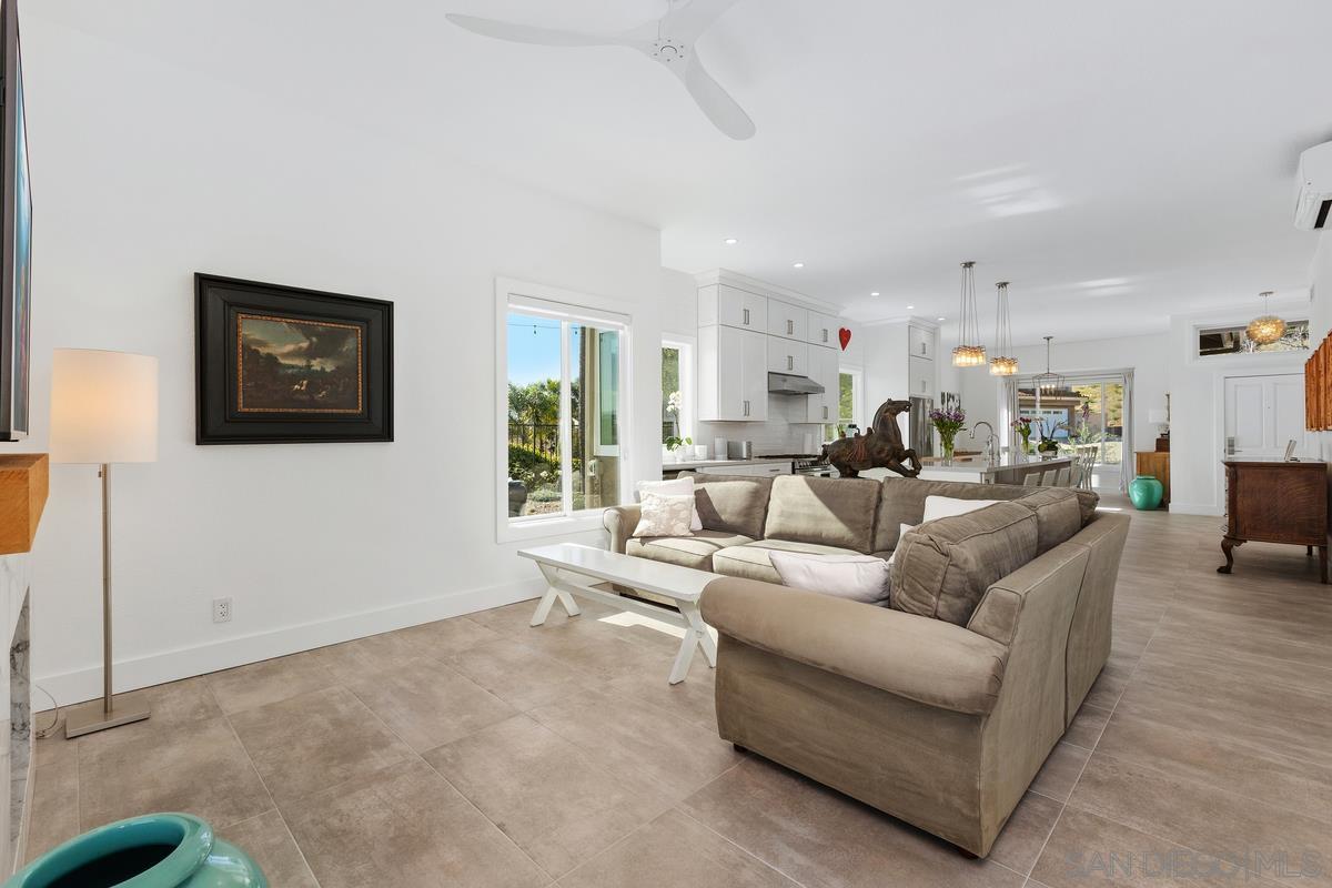 Detail Gallery Image 19 of 66 For 1734  Countryside Dr, Vista,  CA 92081 - 3 Beds | 2 Baths