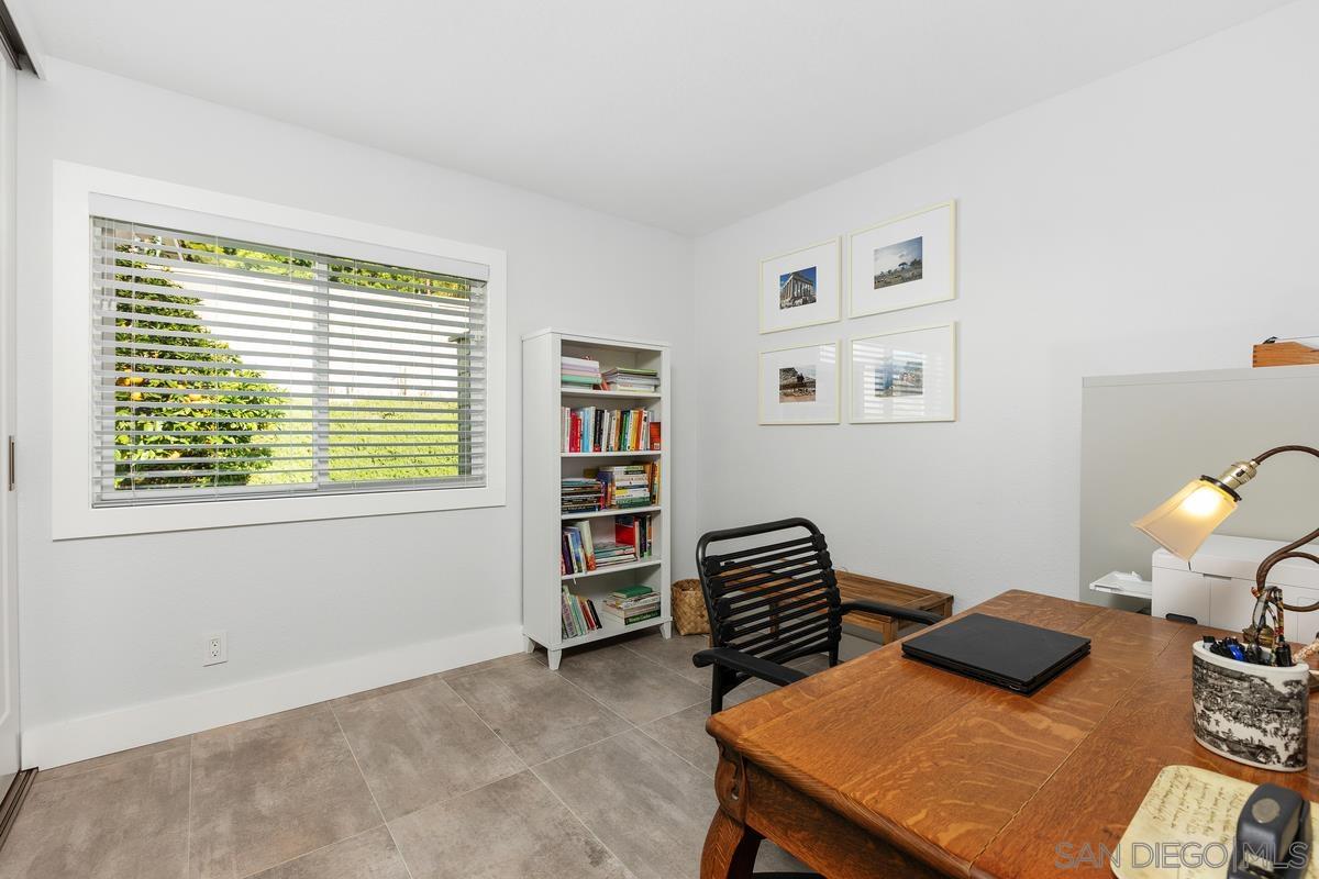 Detail Gallery Image 25 of 66 For 1734  Countryside Dr, Vista,  CA 92081 - 3 Beds | 2 Baths