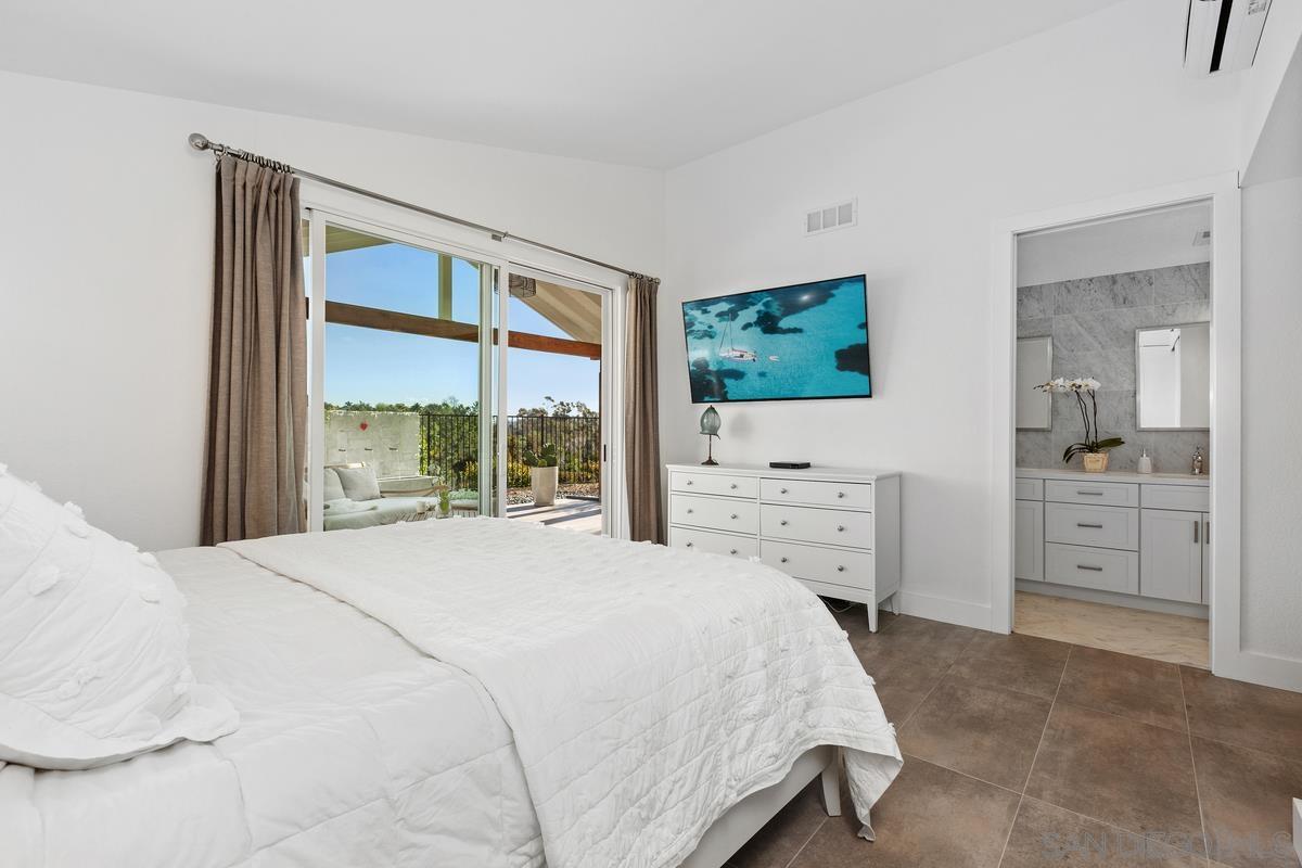 Detail Gallery Image 27 of 66 For 1734  Countryside Dr, Vista,  CA 92081 - 3 Beds | 2 Baths