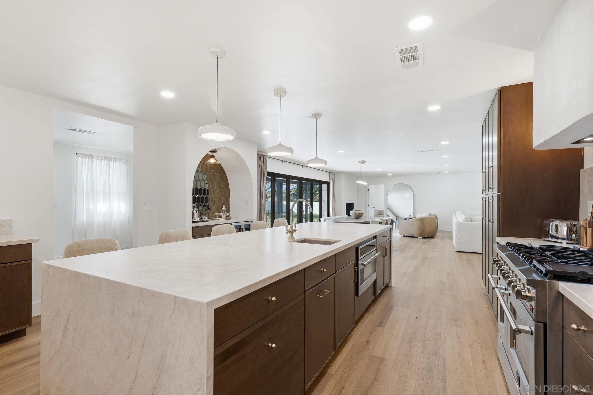 Detail Gallery Image 13 of 73 For 82  Second Ave, Chula Vista,  CA 91910 - 5 Beds | 4 Baths