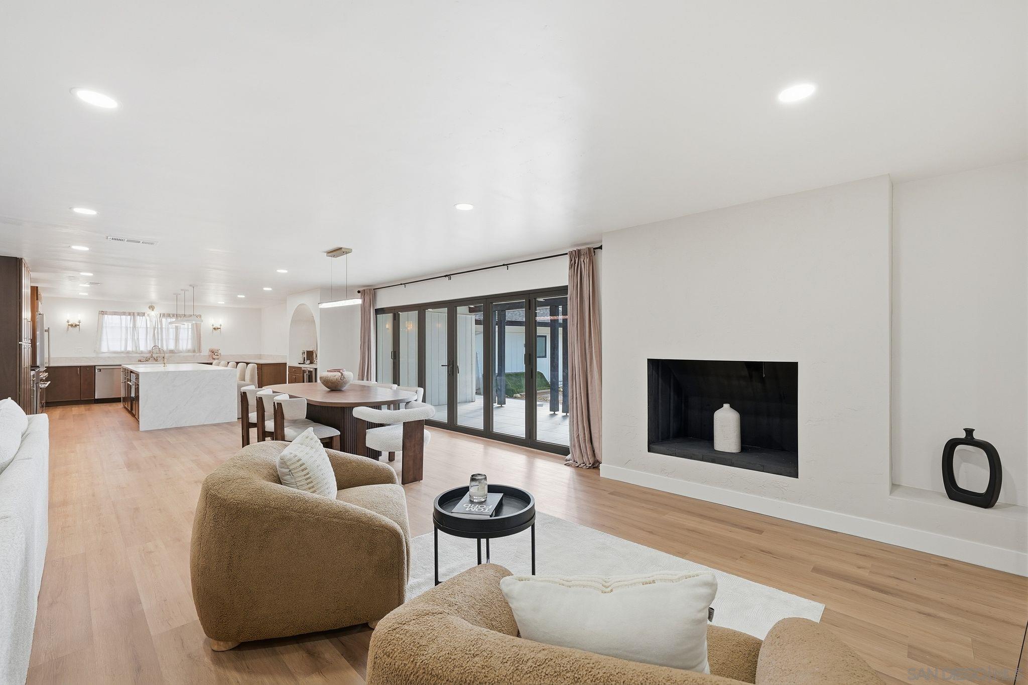 Detail Gallery Image 18 of 73 For 82  Second Ave, Chula Vista,  CA 91910 - 5 Beds | 4 Baths