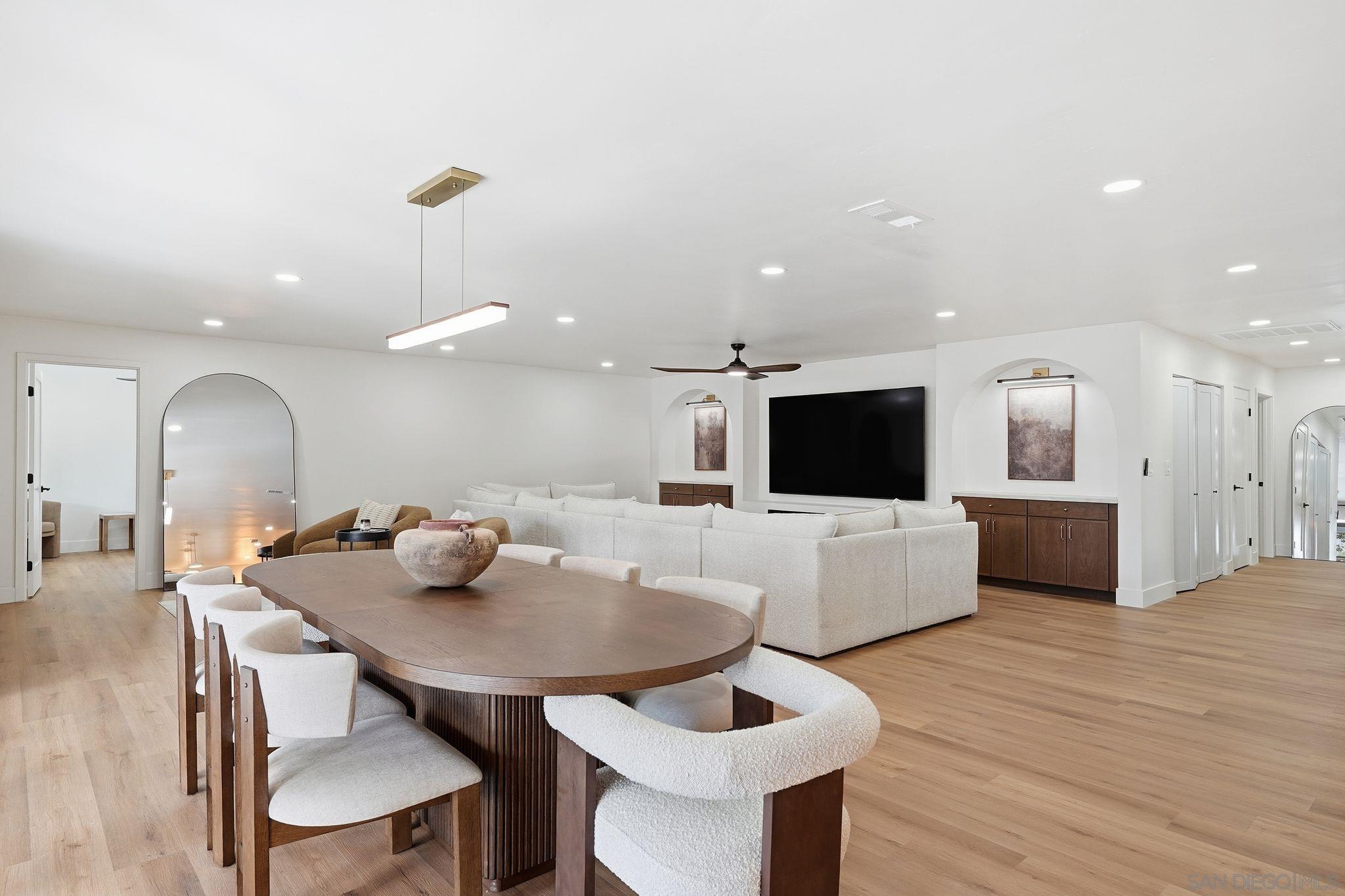 Detail Gallery Image 19 of 73 For 82  Second Ave, Chula Vista,  CA 91910 - 5 Beds | 4 Baths