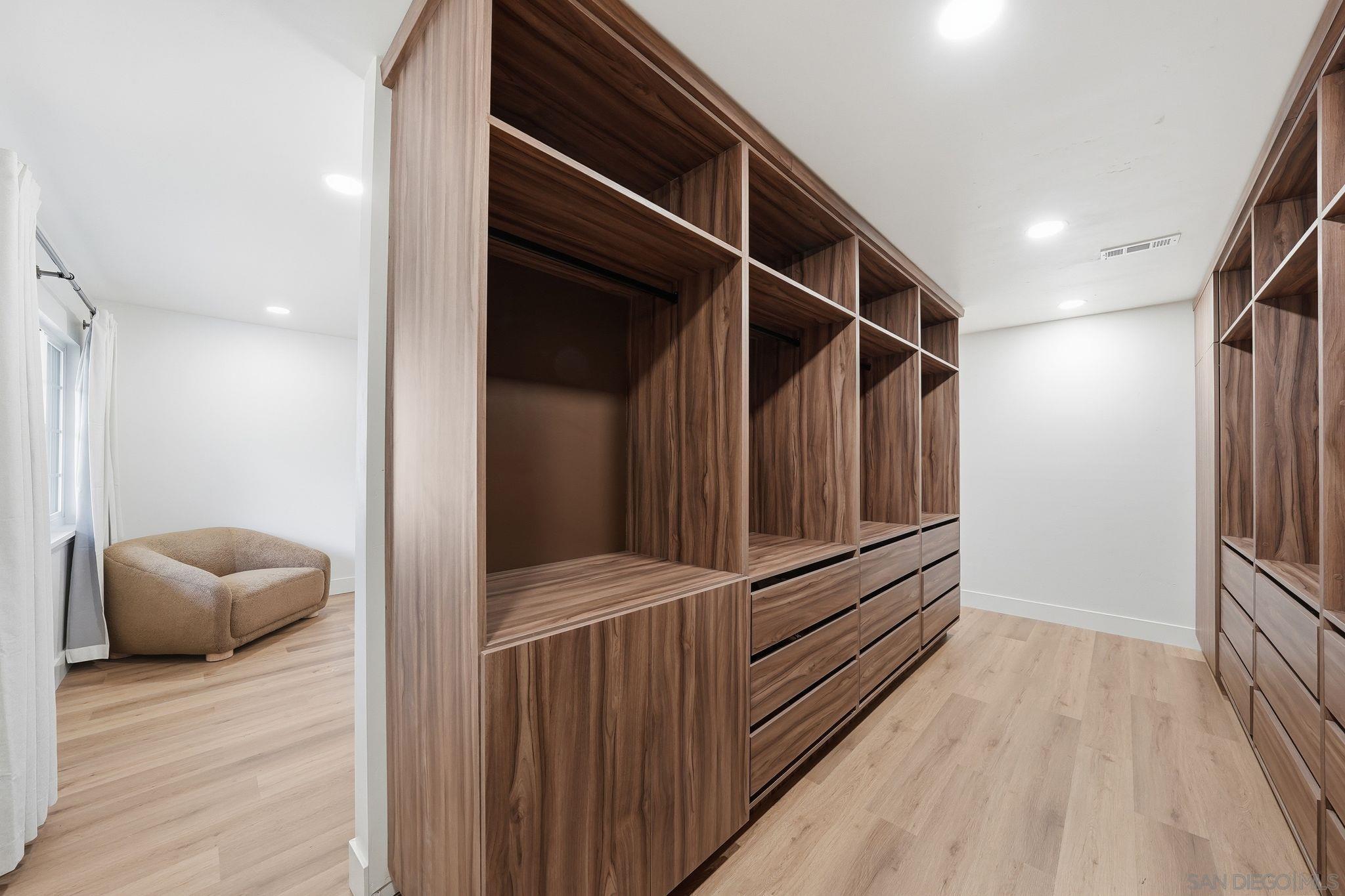 Detail Gallery Image 8 of 73 For 82  Second Ave, Chula Vista,  CA 91910 - 5 Beds | 4 Baths