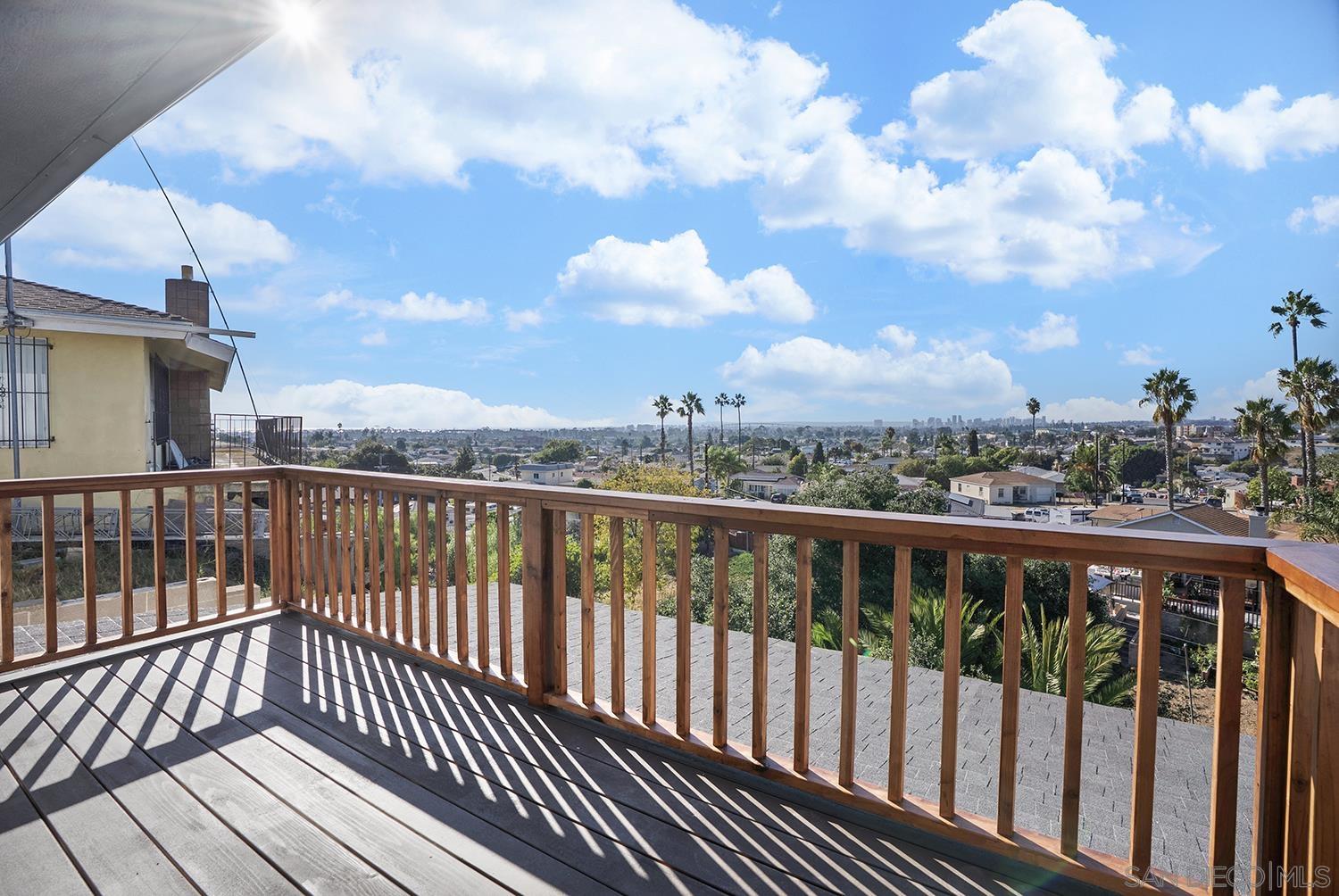 Detail Gallery Image 16 of 30 For San Onofre Ter, San Diego,  CA 92114 - 3 Beds | 2 Baths