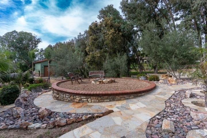 Detail Gallery Image 32 of 37 For 3097  Green Heather Lane, Fallbrook,  CA 92028 - 2 Beds | 2/1 Baths