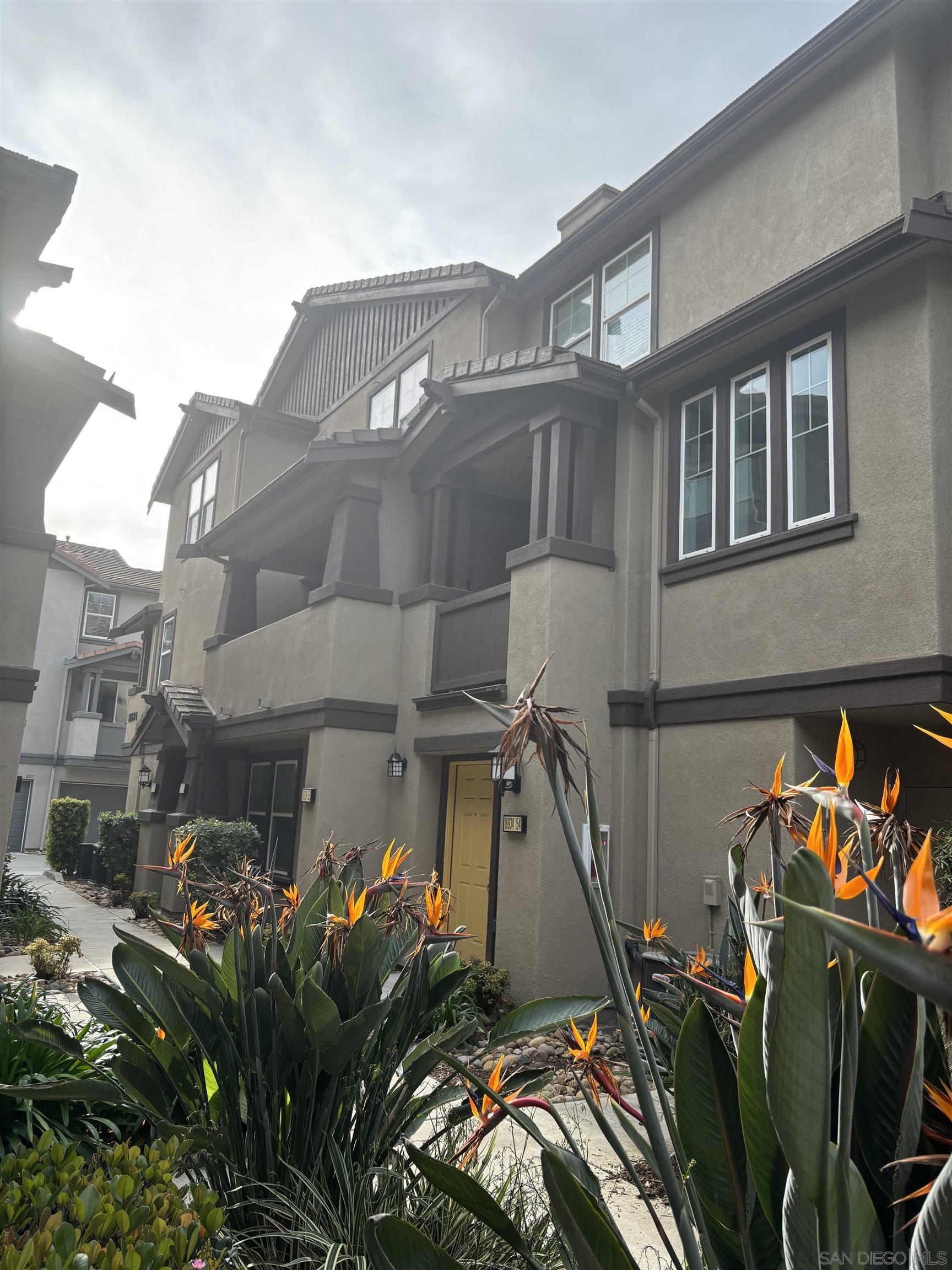 Detail Gallery Image 6 of 19 For 16934  Laurel Hill Ln  #154,  San Diego,  CA 92127 - 2 Beds | 2/1 Baths