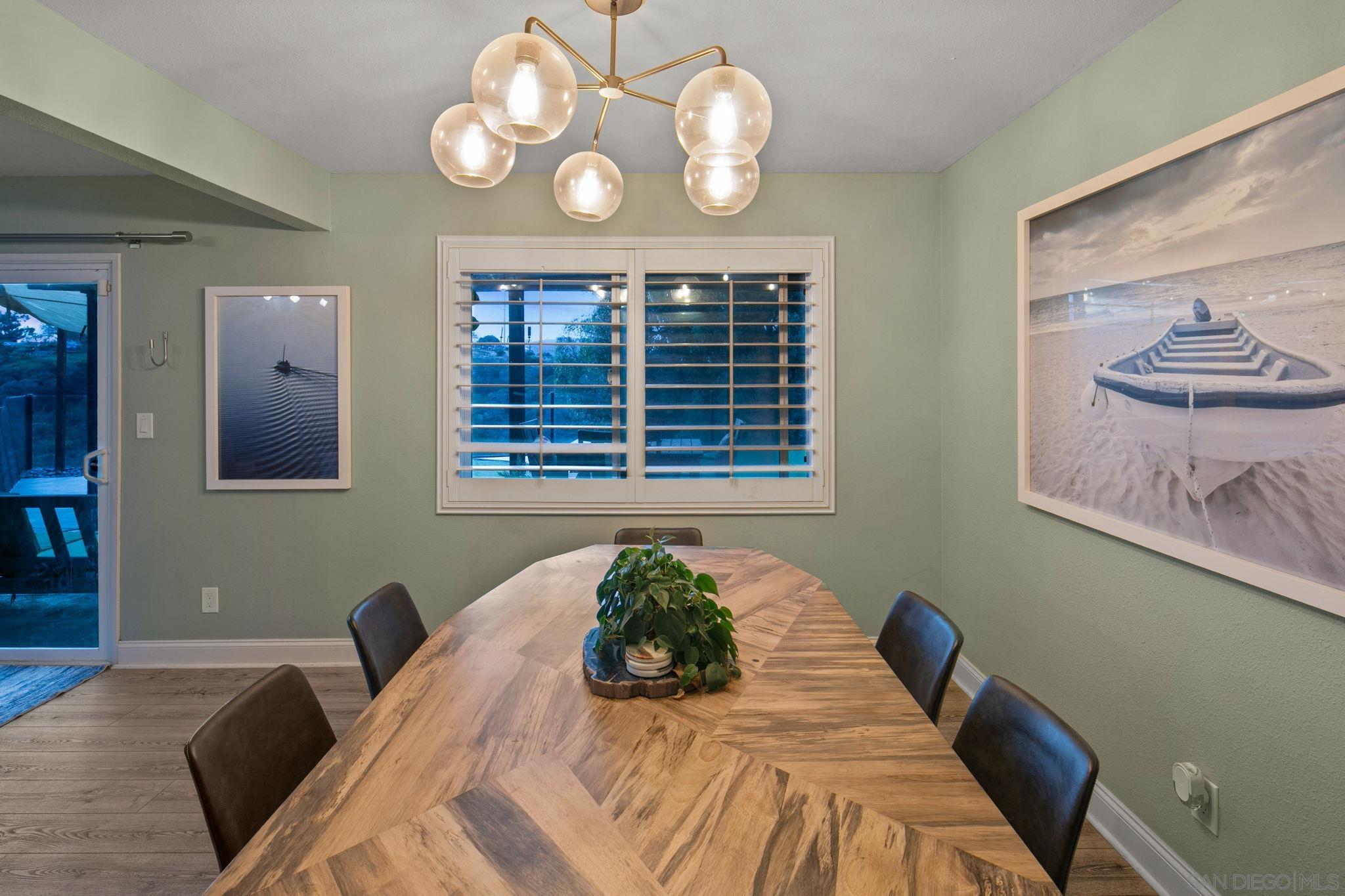 Detail Gallery Image 17 of 69 For 5134  Park Rim Dr., San Diego,  CA 92117 - 4 Beds | 2/1 Baths