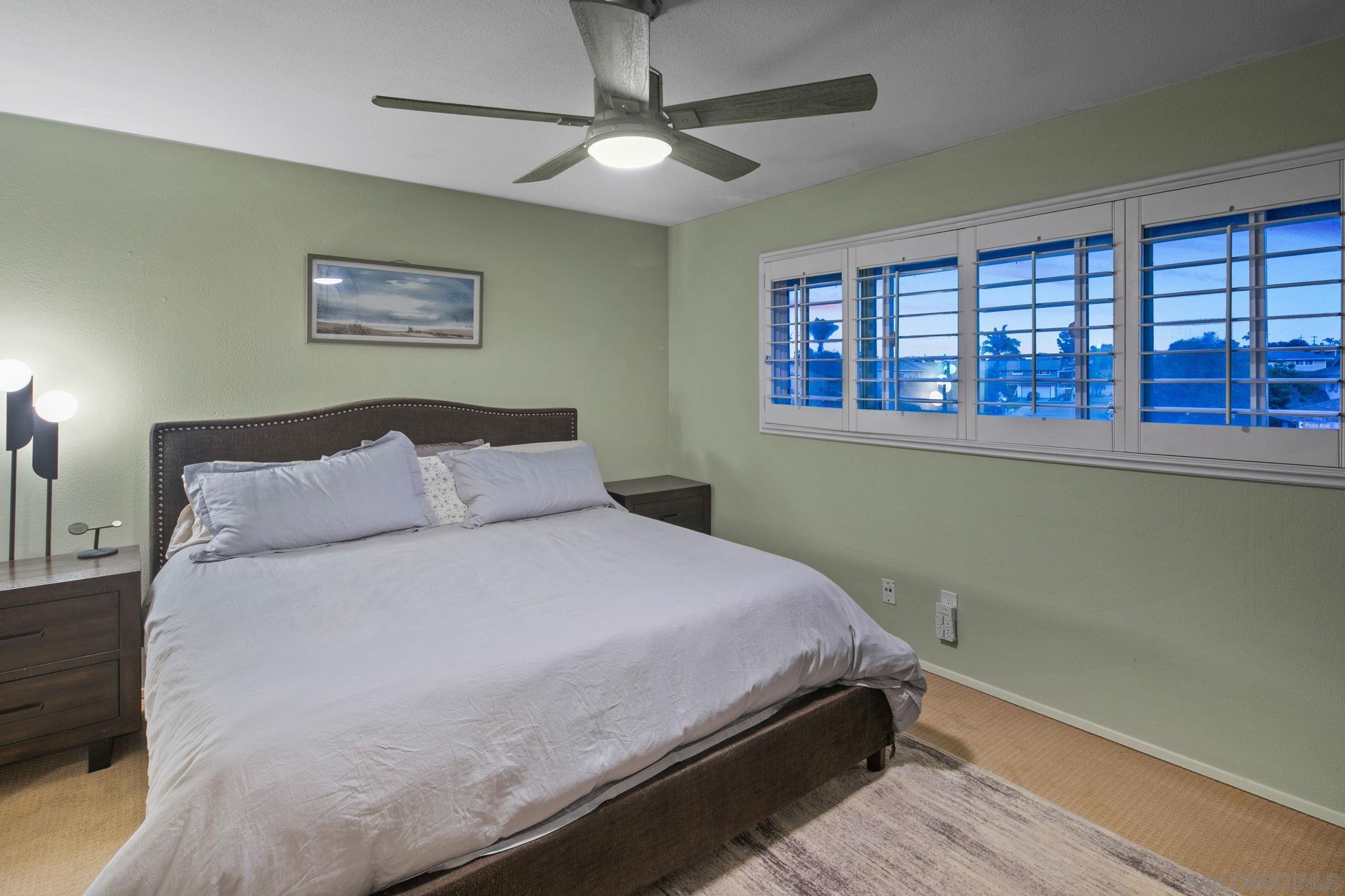 Detail Gallery Image 31 of 69 For 5134  Park Rim Dr., San Diego,  CA 92117 - 4 Beds | 2/1 Baths