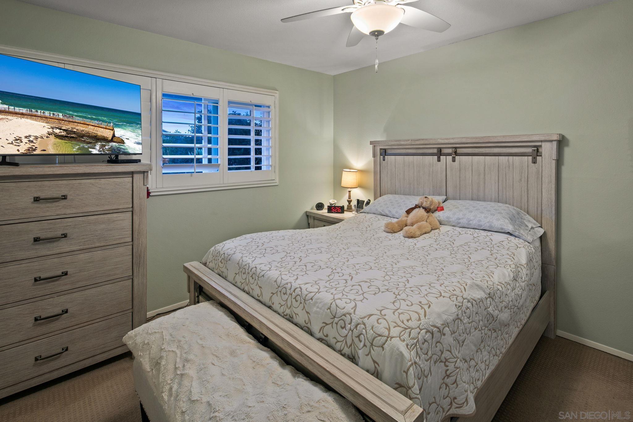 Detail Gallery Image 37 of 69 For 5134  Park Rim Dr., San Diego,  CA 92117 - 4 Beds | 2/1 Baths