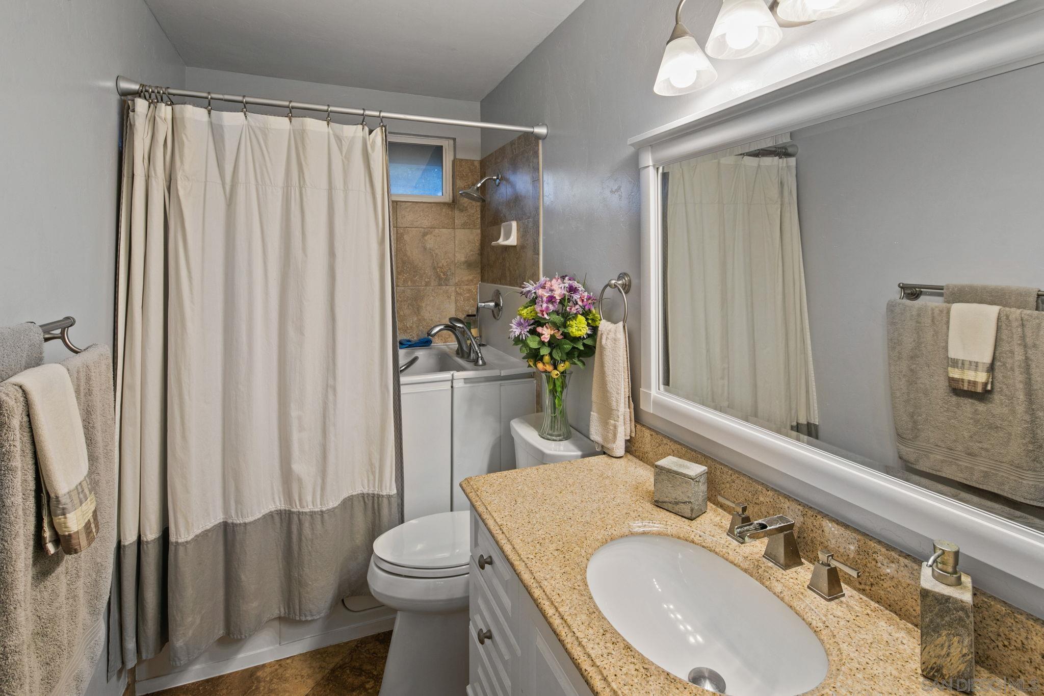Detail Gallery Image 41 of 69 For 5134  Park Rim Dr., San Diego,  CA 92117 - 4 Beds | 2/1 Baths