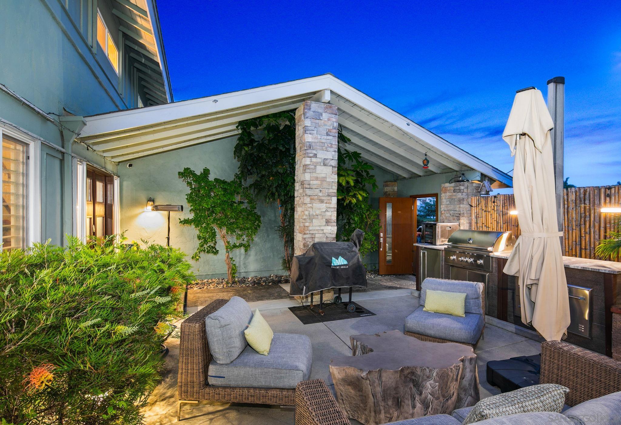 Detail Gallery Image 45 of 69 For 5134  Park Rim Dr., San Diego,  CA 92117 - 4 Beds | 2/1 Baths