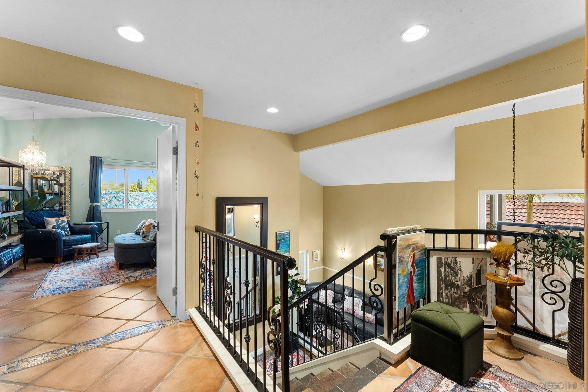 Detail Gallery Image 21 of 48 For 871  Blackwood Rd, Chula Vista,  CA 91910 - 5 Beds | 2/1 Baths