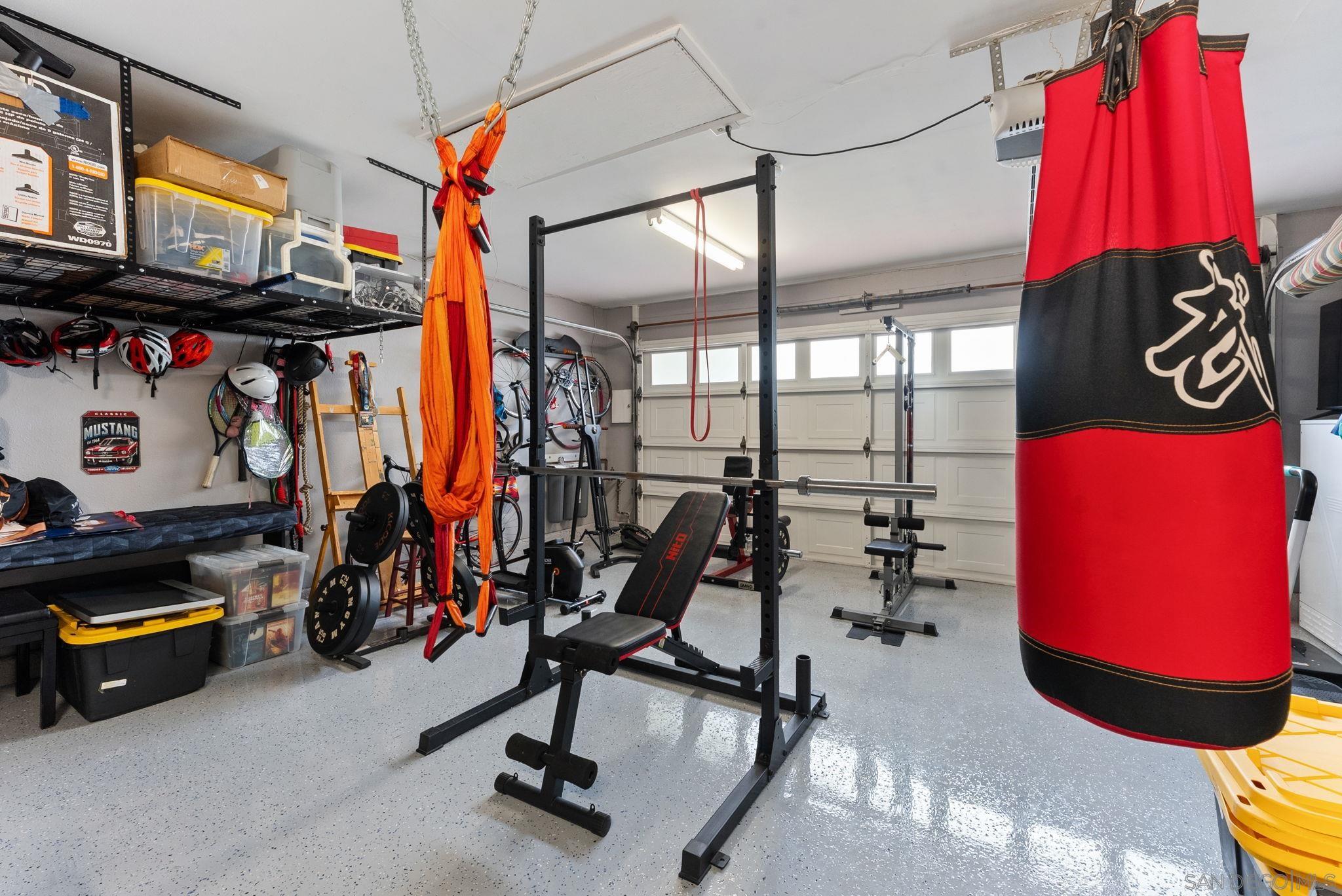 Detail Gallery Image 24 of 48 For 871  Blackwood Rd, Chula Vista,  CA 91910 - 5 Beds | 2/1 Baths