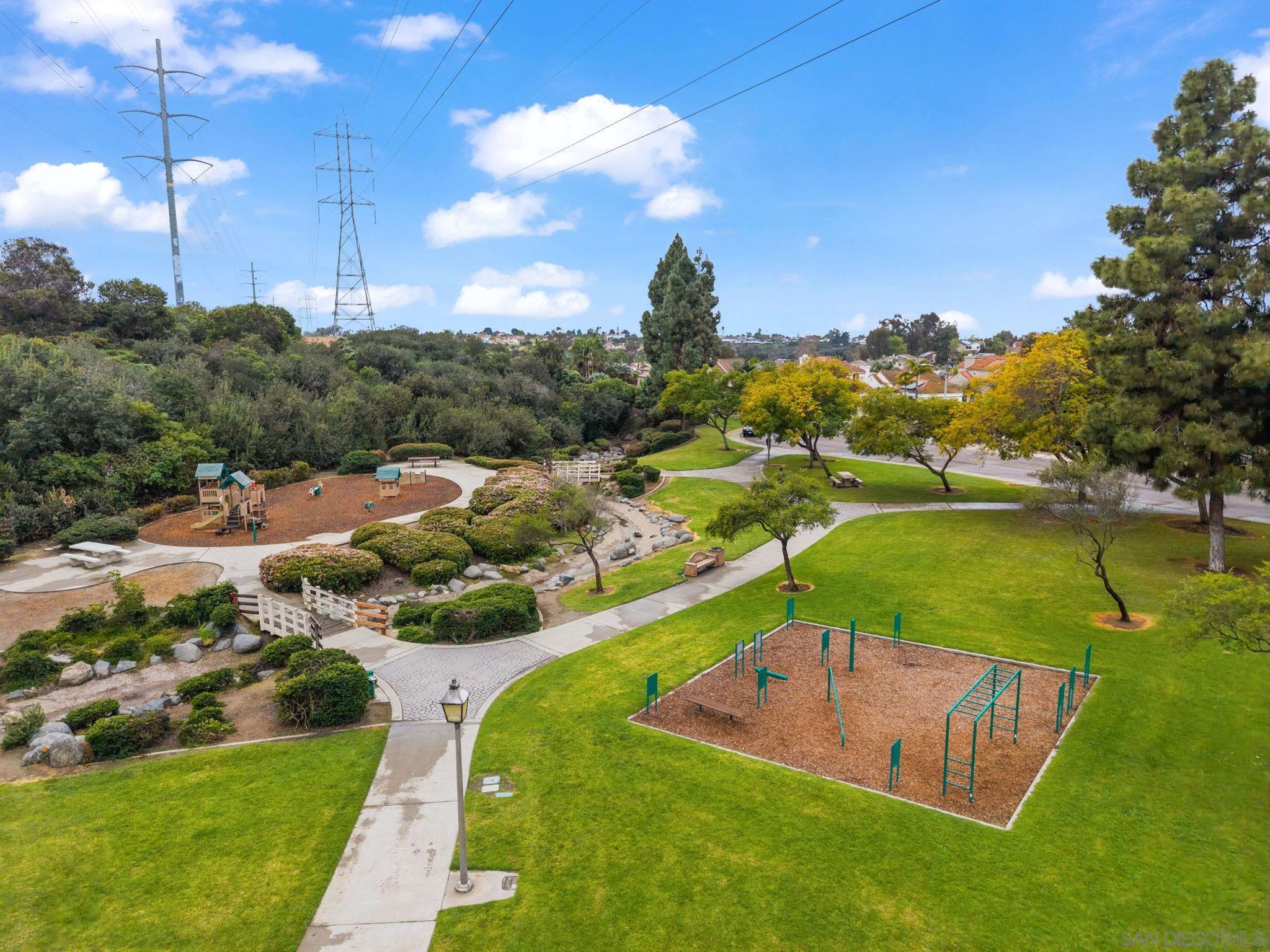 Detail Gallery Image 29 of 48 For 871  Blackwood Rd, Chula Vista,  CA 91910 - 5 Beds | 2/1 Baths