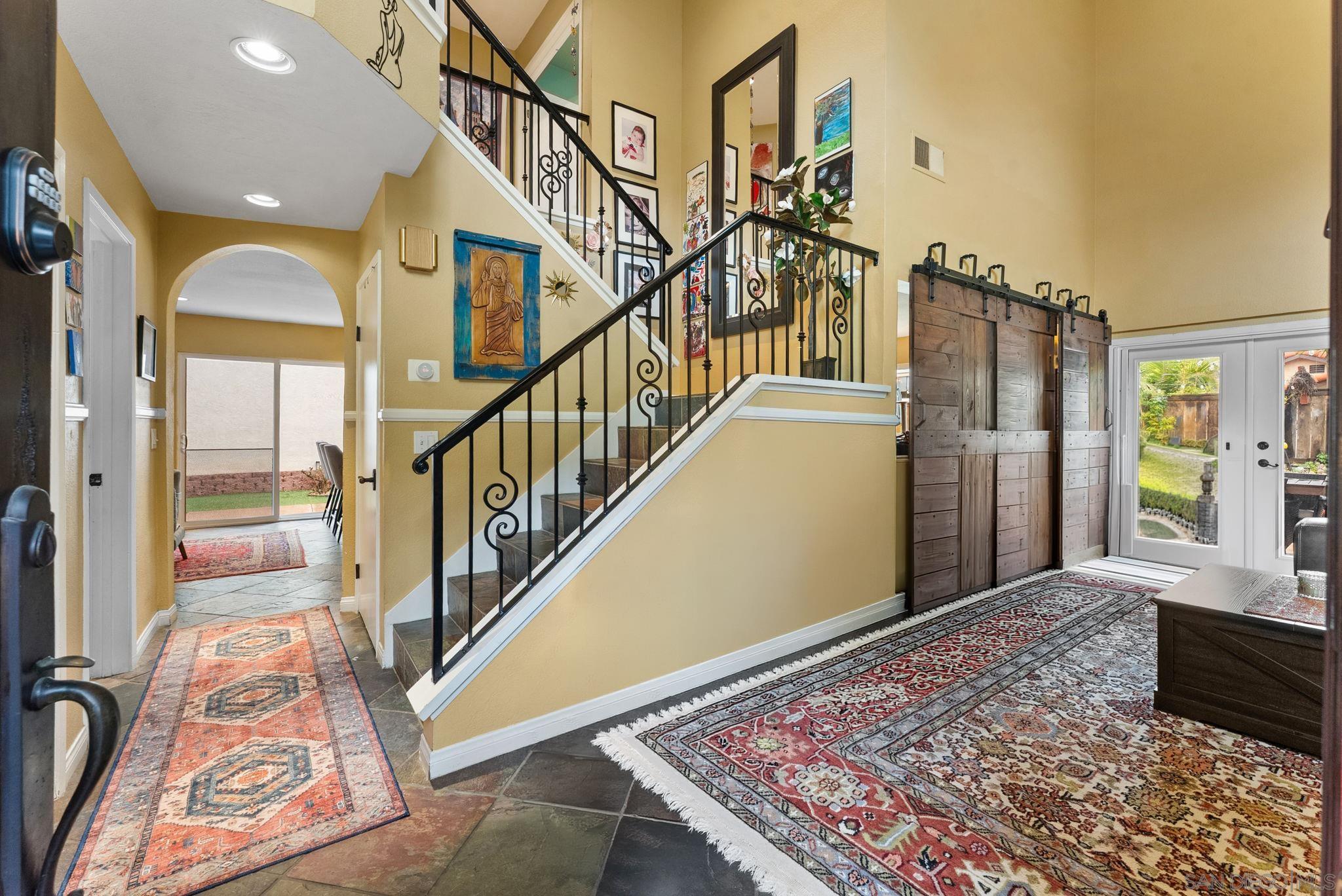 Detail Gallery Image 6 of 48 For 871  Blackwood Rd, Chula Vista,  CA 91910 - 5 Beds | 2/1 Baths