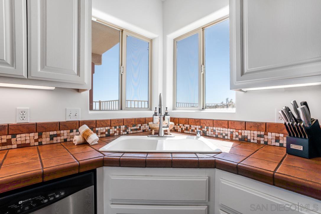 Detail Gallery Image 13 of 52 For 57388  Manzaniata Drive, Yucca Valley,  CA 92284 - 3 Beds | 2/1 Baths