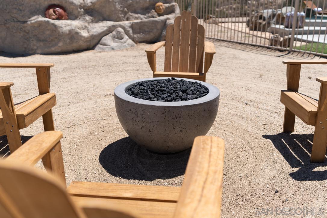 Detail Gallery Image 42 of 52 For 57388  Manzaniata Drive, Yucca Valley,  CA 92284 - 3 Beds | 2/1 Baths