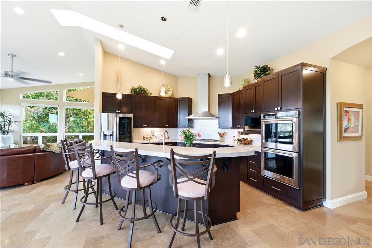 Detail Gallery Image 14 of 75 For 11568  Minneola Cir, Valley Center,  CA 92082 - 4 Beds | 4/1 Baths