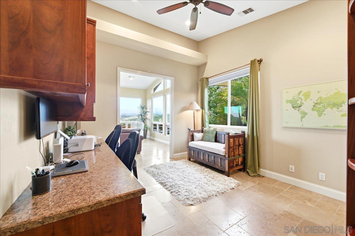Detail Gallery Image 30 of 75 For 11568  Minneola Cir, Valley Center,  CA 92082 - 4 Beds | 4/1 Baths