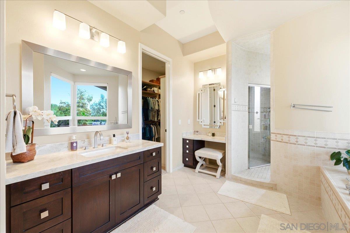 Detail Gallery Image 33 of 75 For 11568  Minneola Cir, Valley Center,  CA 92082 - 4 Beds | 4/1 Baths