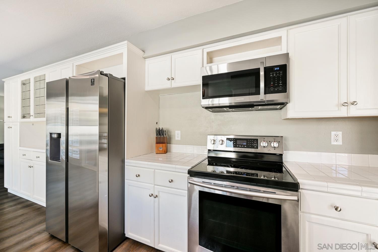 Detail Gallery Image 13 of 31 For 11450  Cabela Pl, San Diego,  CA 92127 - 3 Beds | 2/1 Baths