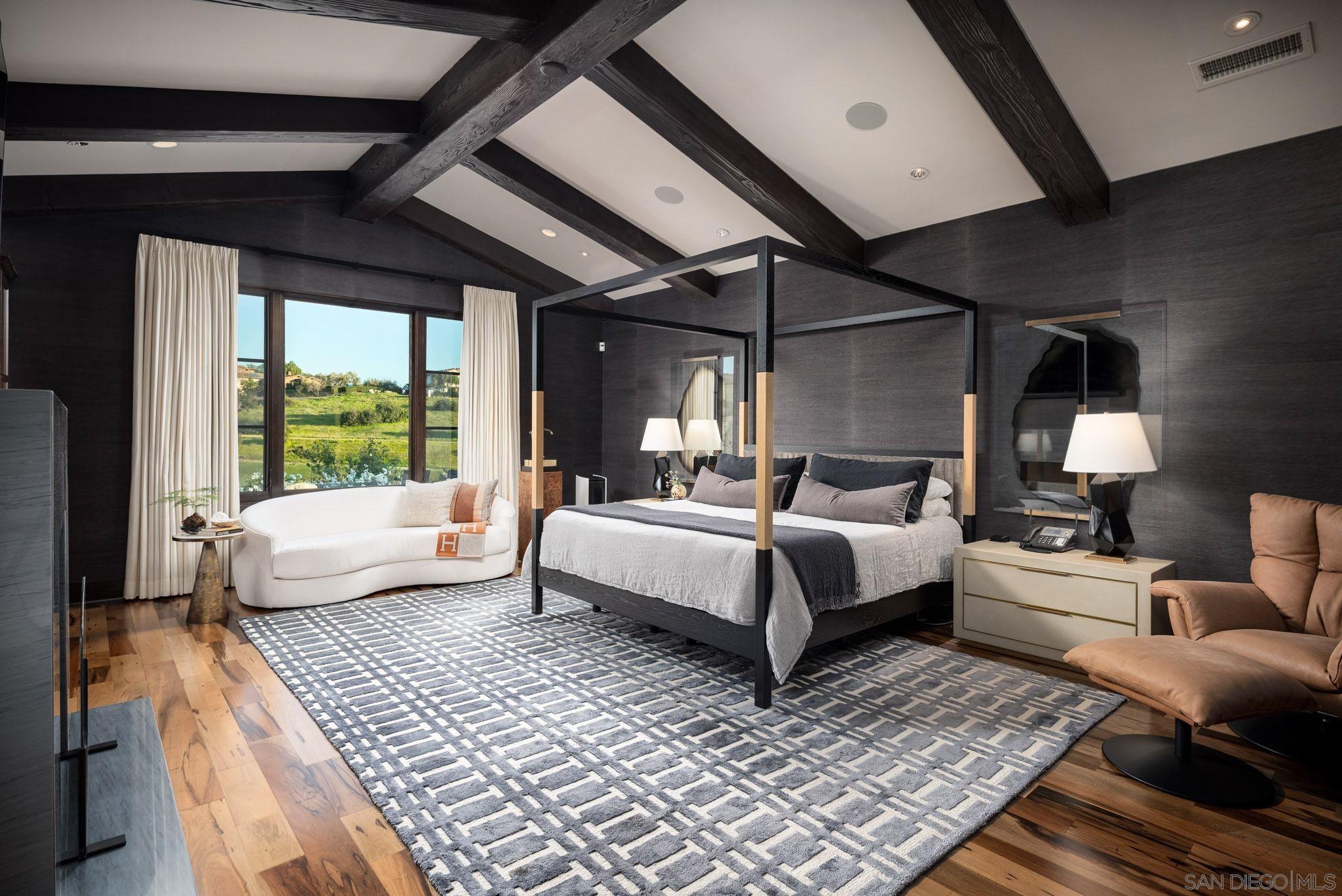 Detail Gallery Image 12 of 32 For 7795  Sendero Angelica, San Diego,  CA 92127 - 5 Beds | 5/2 Baths