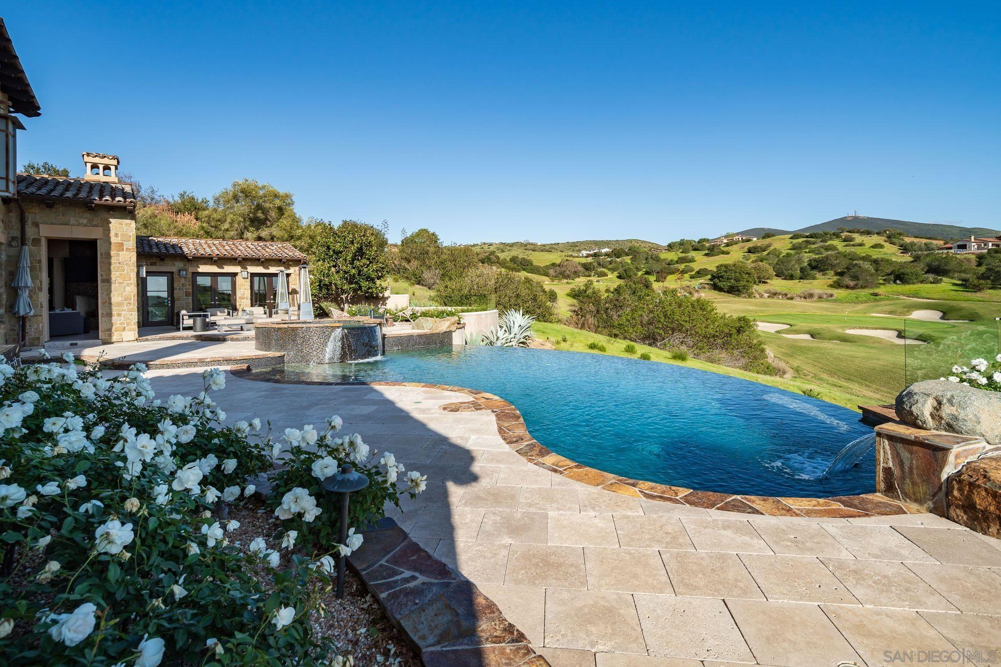 Detail Gallery Image 27 of 32 For 7795  Sendero Angelica, San Diego,  CA 92127 - 5 Beds | 5/2 Baths