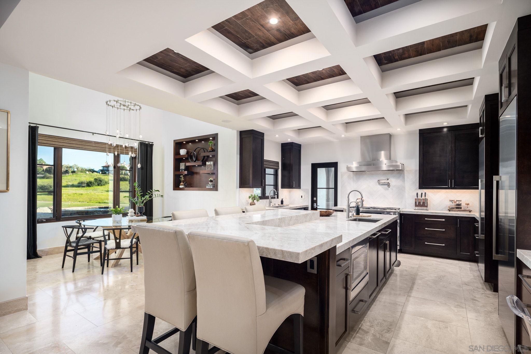 Detail Gallery Image 7 of 32 For 7795  Sendero Angelica, San Diego,  CA 92127 - 5 Beds | 5/2 Baths