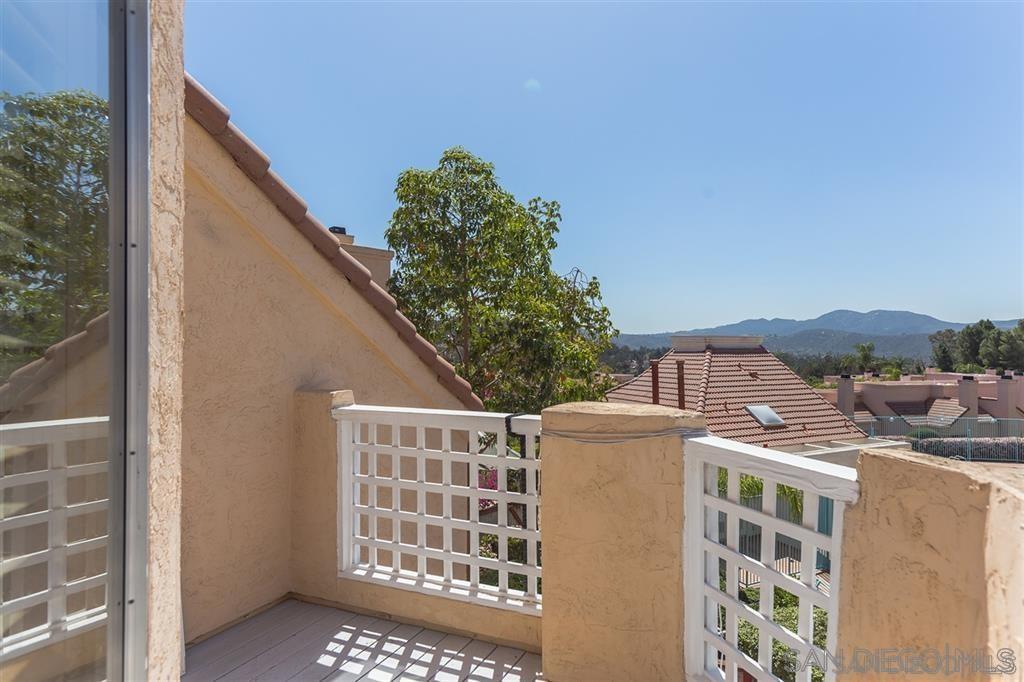 Detail Gallery Image 11 of 33 For 12049  Calle De Montana  201, El Cajon,  CA 92019 - 2 Beds | 2 Baths