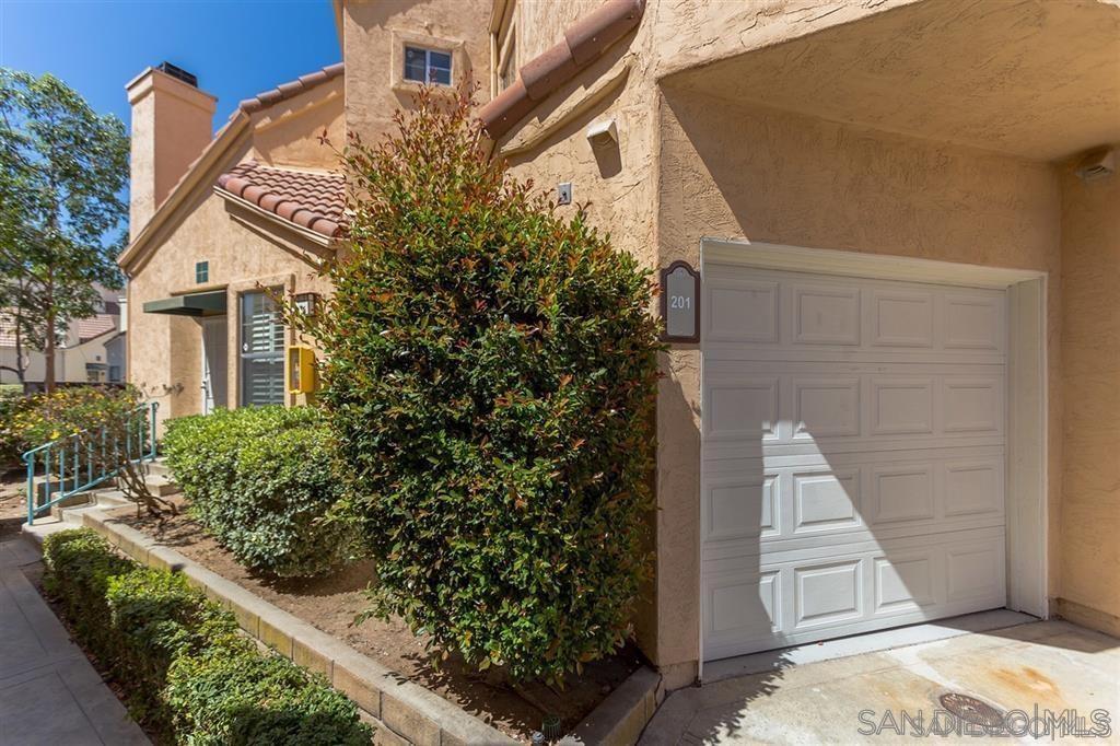 Detail Gallery Image 18 of 33 For 12049  Calle De Montana  201, El Cajon,  CA 92019 - 2 Beds | 2 Baths