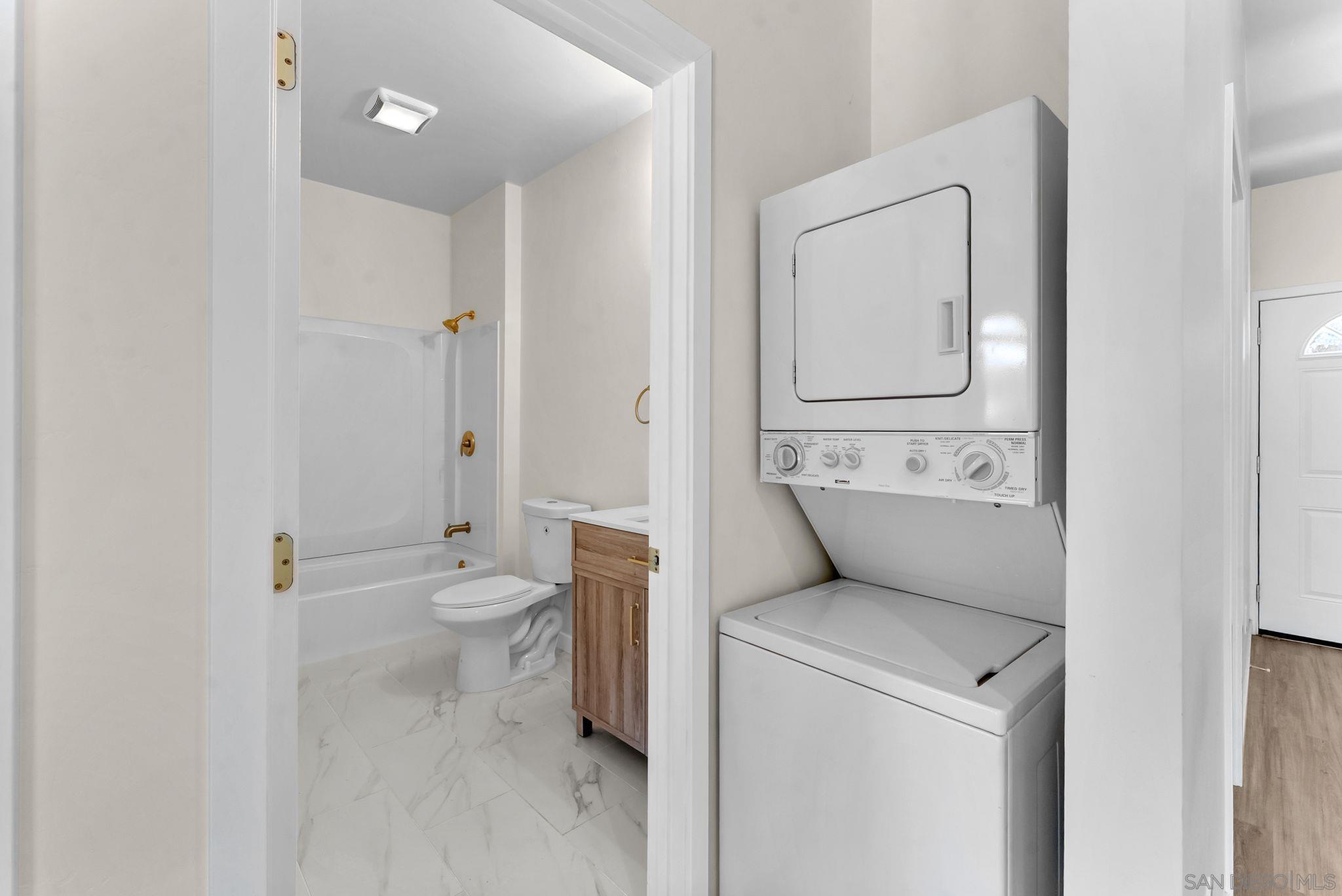 Detail Gallery Image 21 of 25 For 4445-4449  Mataro Dr, San Diego,  CA 92115 - – Beds | – Baths