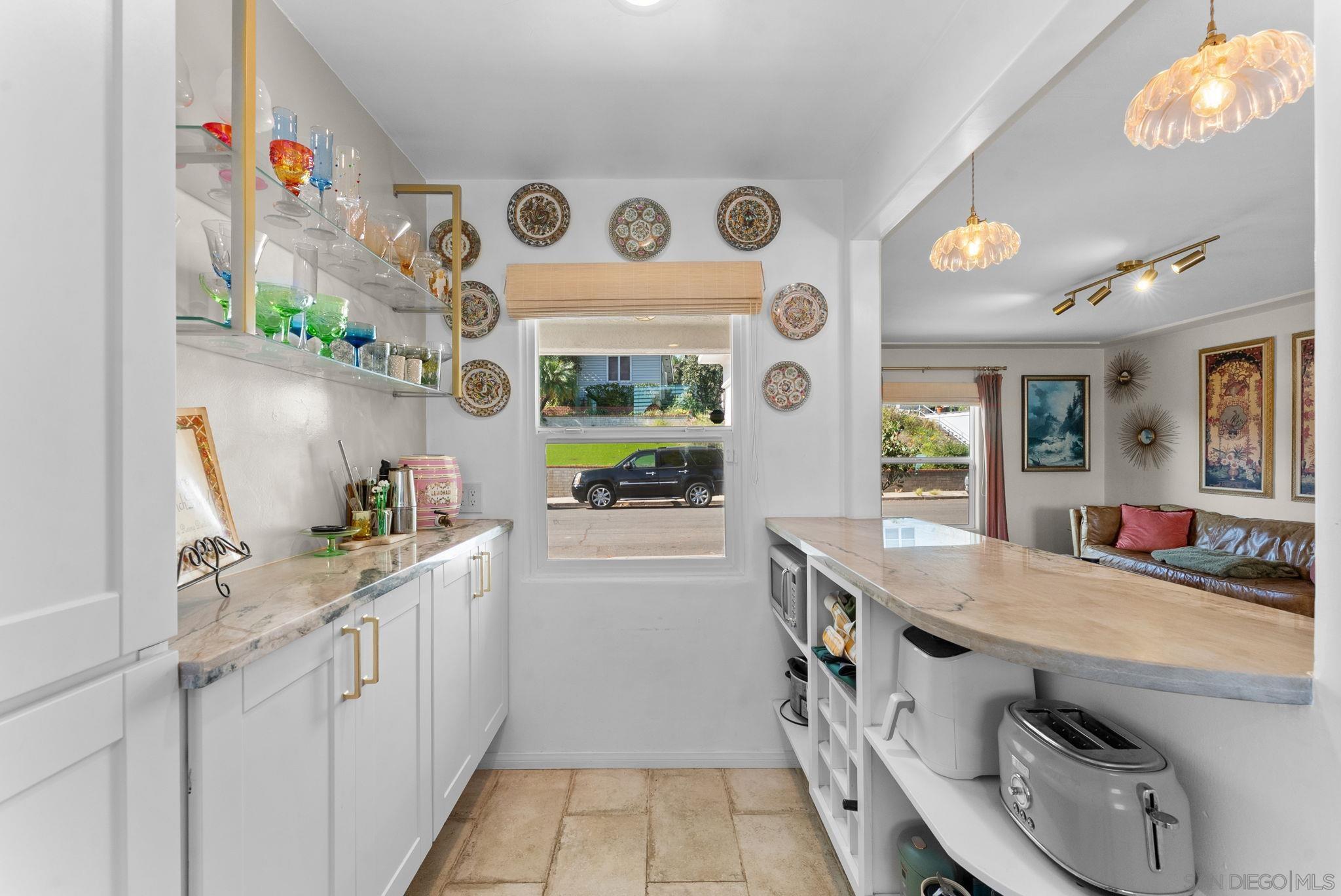 Detail Gallery Image 8 of 25 For 4445-4449  Mataro Dr, San Diego,  CA 92115 - – Beds | – Baths