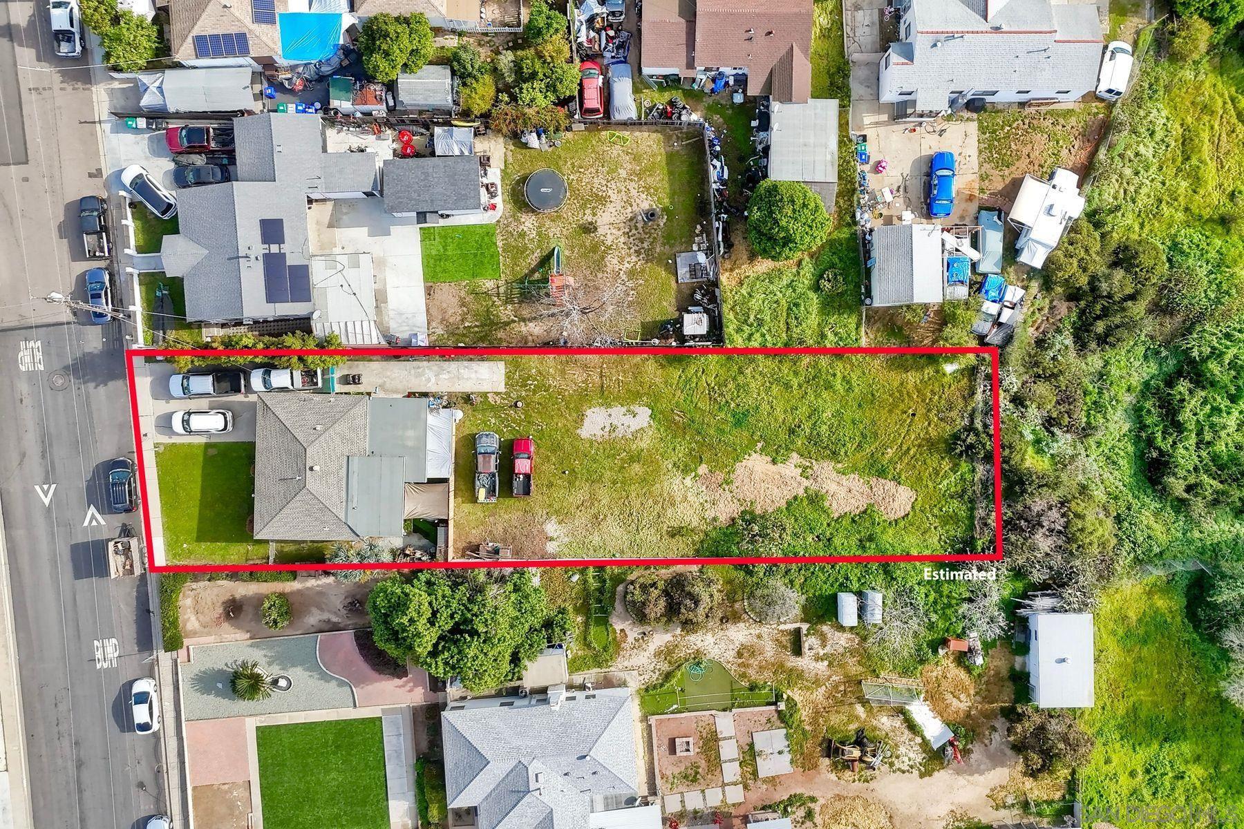 Detail Gallery Image 4 of 9 For 5351  Bonita Dr, San Diego,  CA 92114 - 2 Beds | 1 Baths