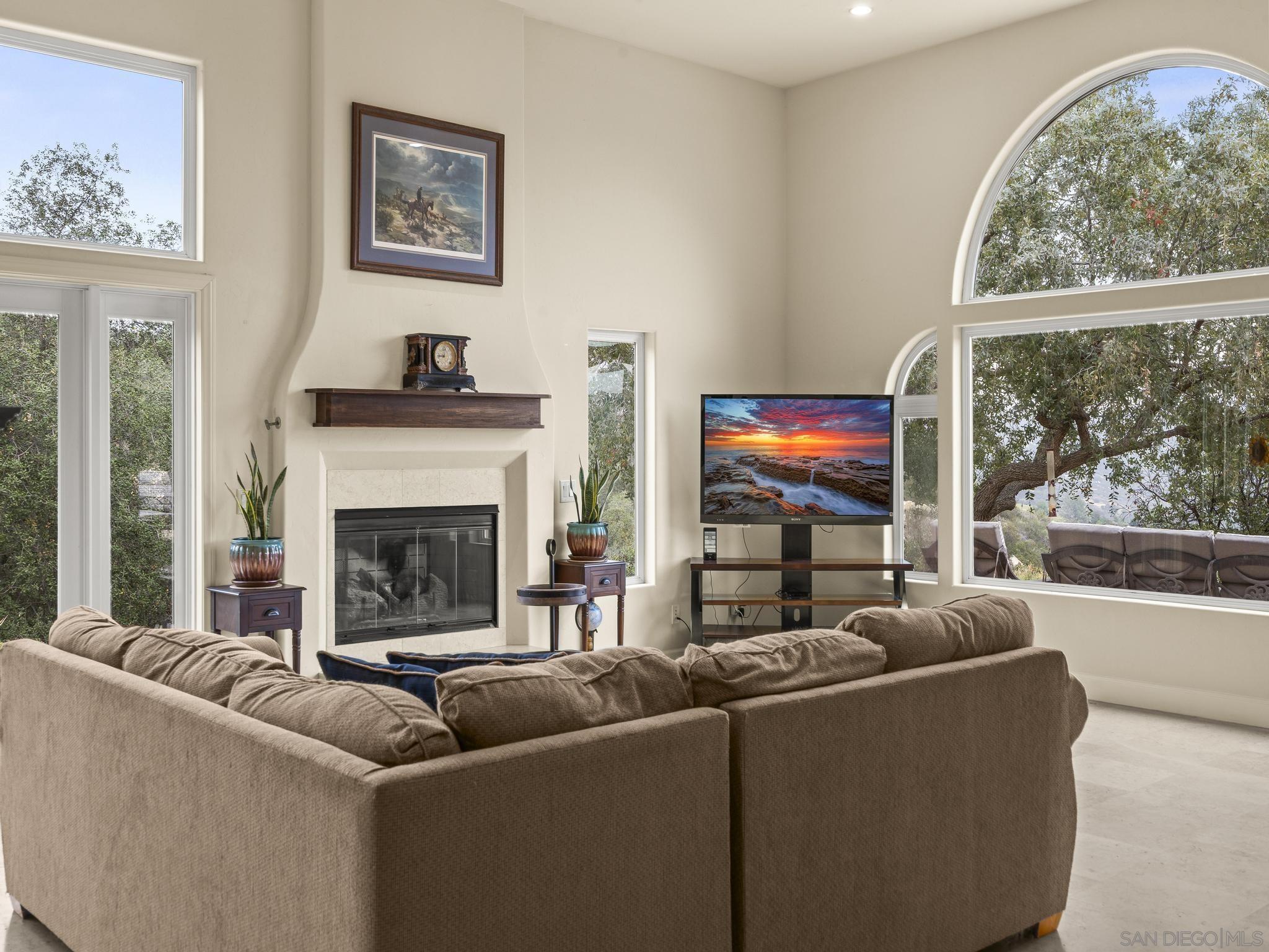 Detail Gallery Image 18 of 75 For 17922  Sierra Cielo Ln, Jamul,  CA 91935 - 4 Beds | 2/1 Baths