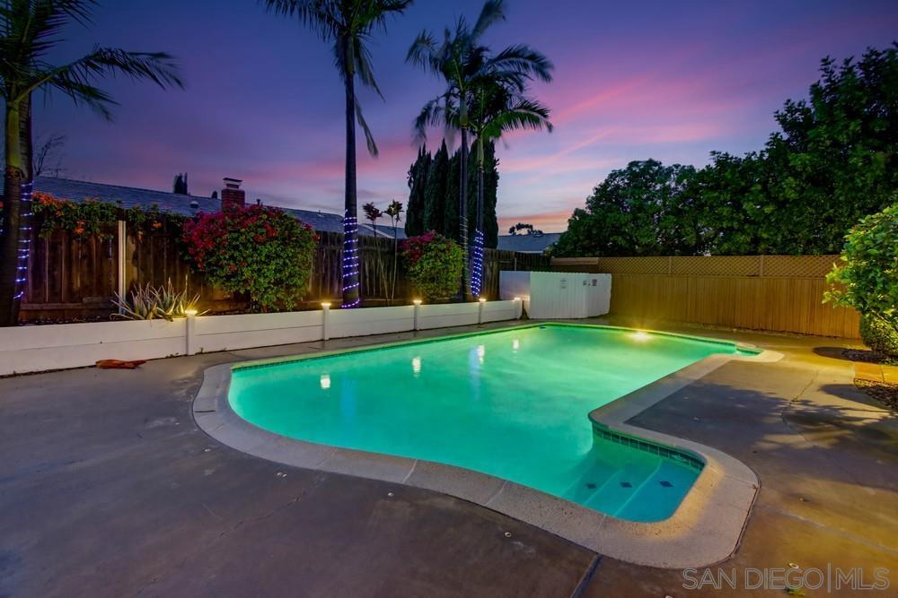 Detail Gallery Image 5 of 57 For 6453  Amberly Street, San Diego,  CA 92120 - 3 Beds | 2 Baths