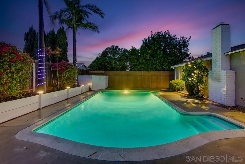 Detail Gallery Image 6 of 57 For 6453  Amberly Street, San Diego,  CA 92120 - 3 Beds | 2 Baths