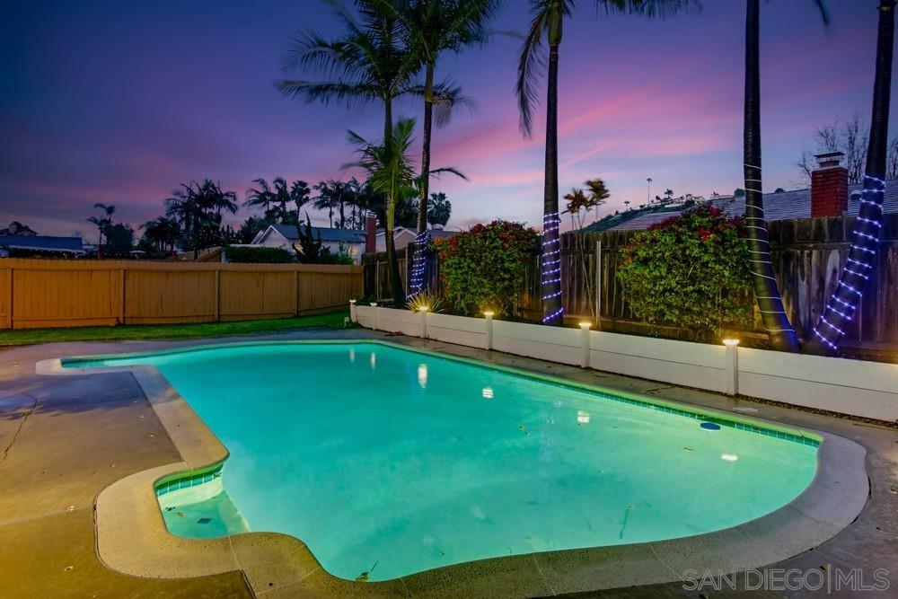 Detail Gallery Image 8 of 57 For 6453  Amberly Street, San Diego,  CA 92120 - 3 Beds | 2 Baths