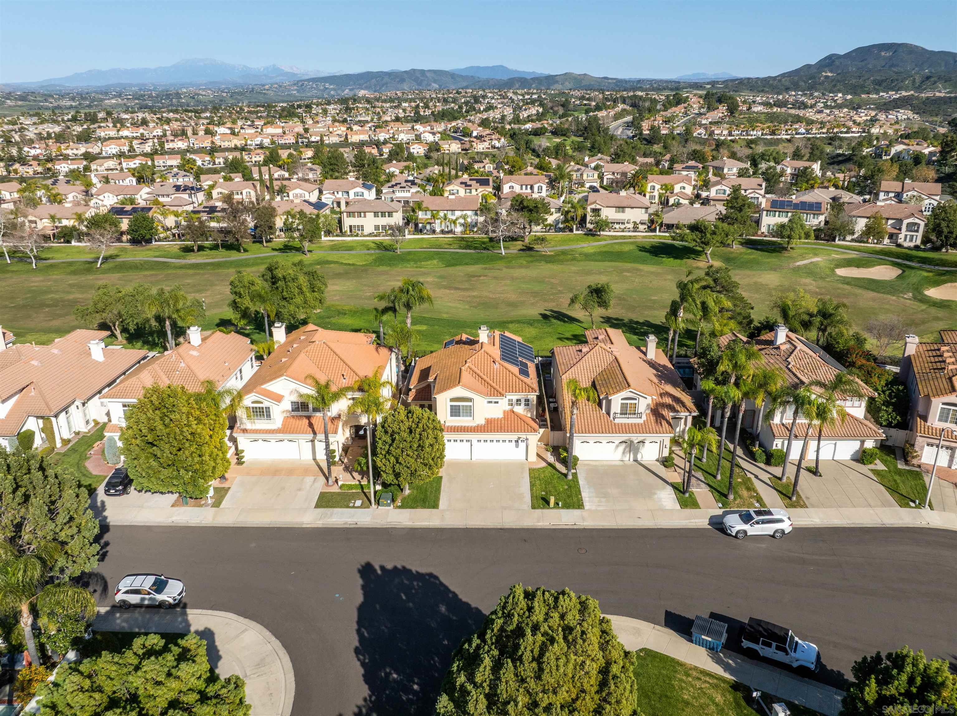 Detail Gallery Image 24 of 49 For 45540  via Jaca, Temecula,  CA 92592 - 4 Beds | 3 Baths