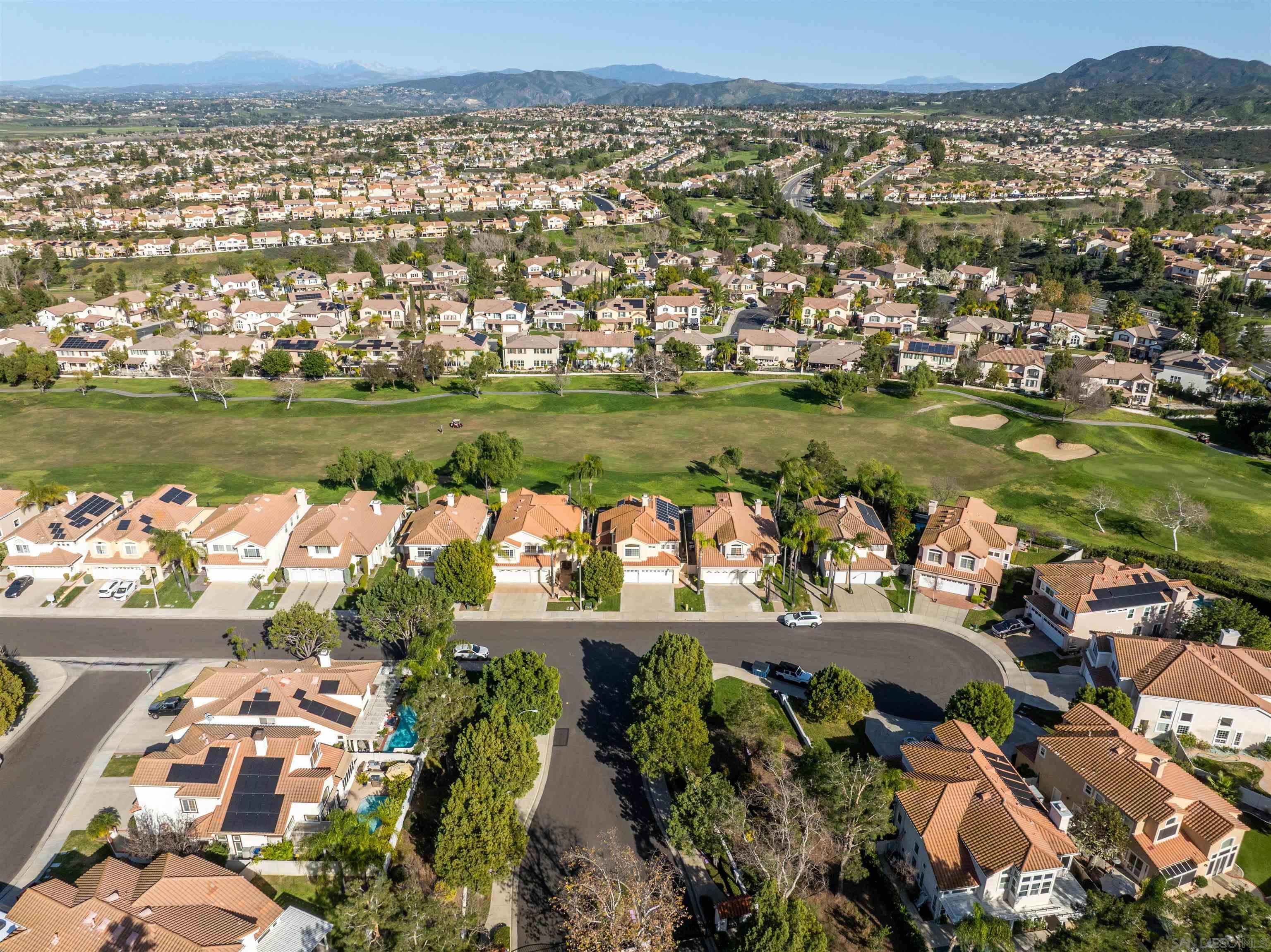 Detail Gallery Image 44 of 49 For 45540  via Jaca, Temecula,  CA 92592 - 4 Beds | 3 Baths