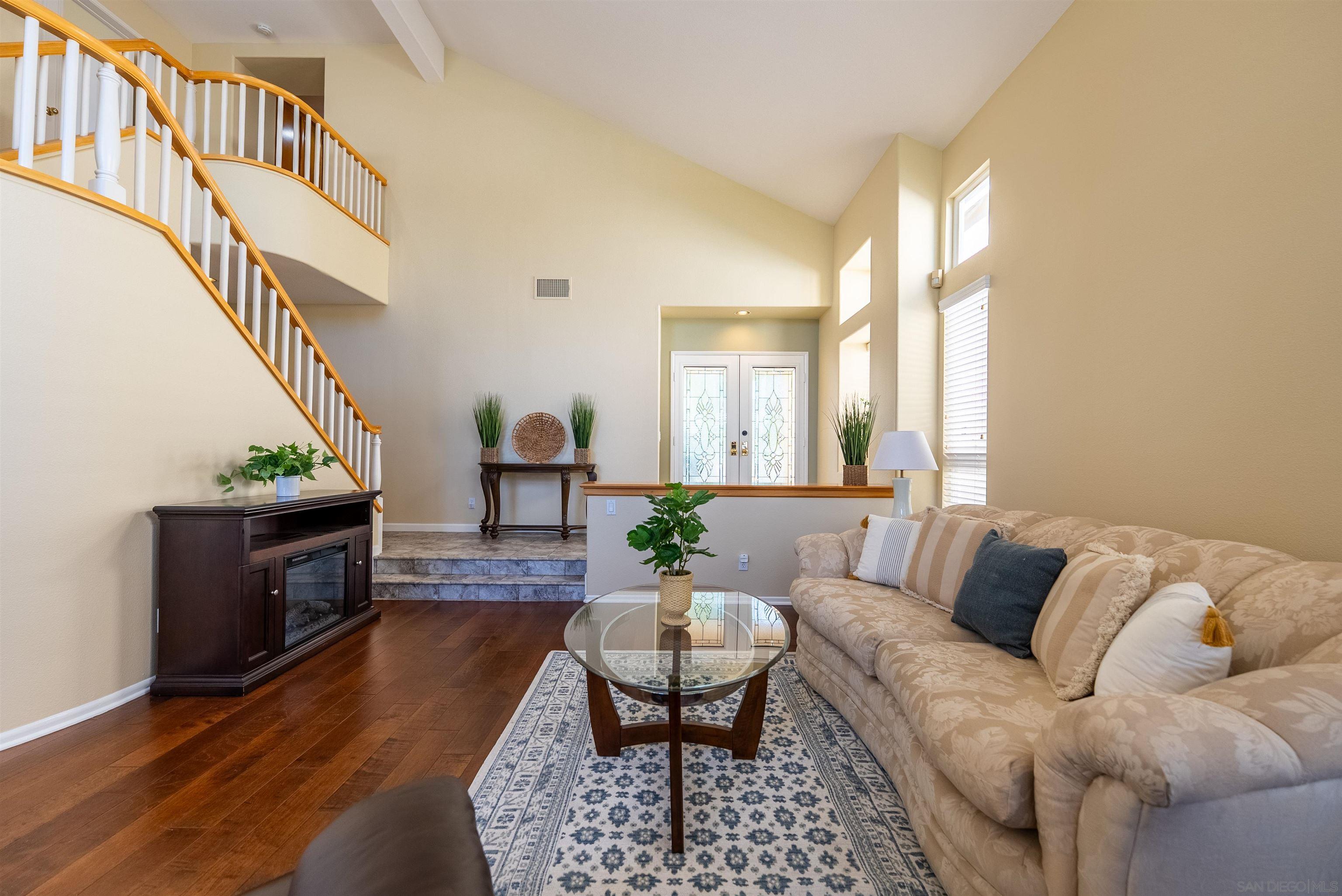 Detail Gallery Image 10 of 49 For 45540  via Jaca, Temecula,  CA 92592 - 4 Beds | 3 Baths