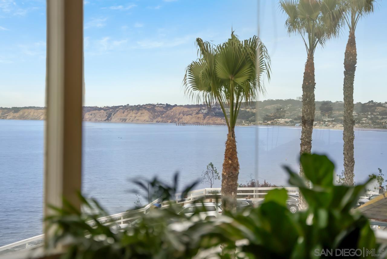 Detail Gallery Image 13 of 31 For 1219  Coast Blvd  5, La Jolla,  CA 92037 - 2 Beds | 2 Baths