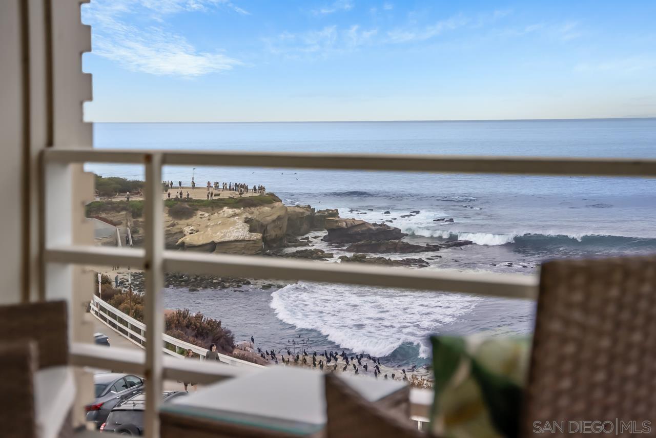 Detail Gallery Image 18 of 31 For 1219  Coast Blvd  5, La Jolla,  CA 92037 - 2 Beds | 2 Baths