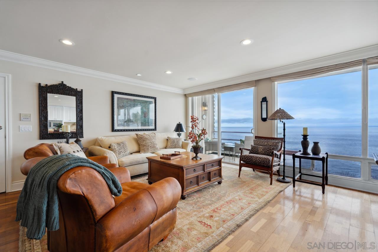 Detail Gallery Image 19 of 31 For 1219  Coast Blvd  5, La Jolla,  CA 92037 - 2 Beds | 2 Baths