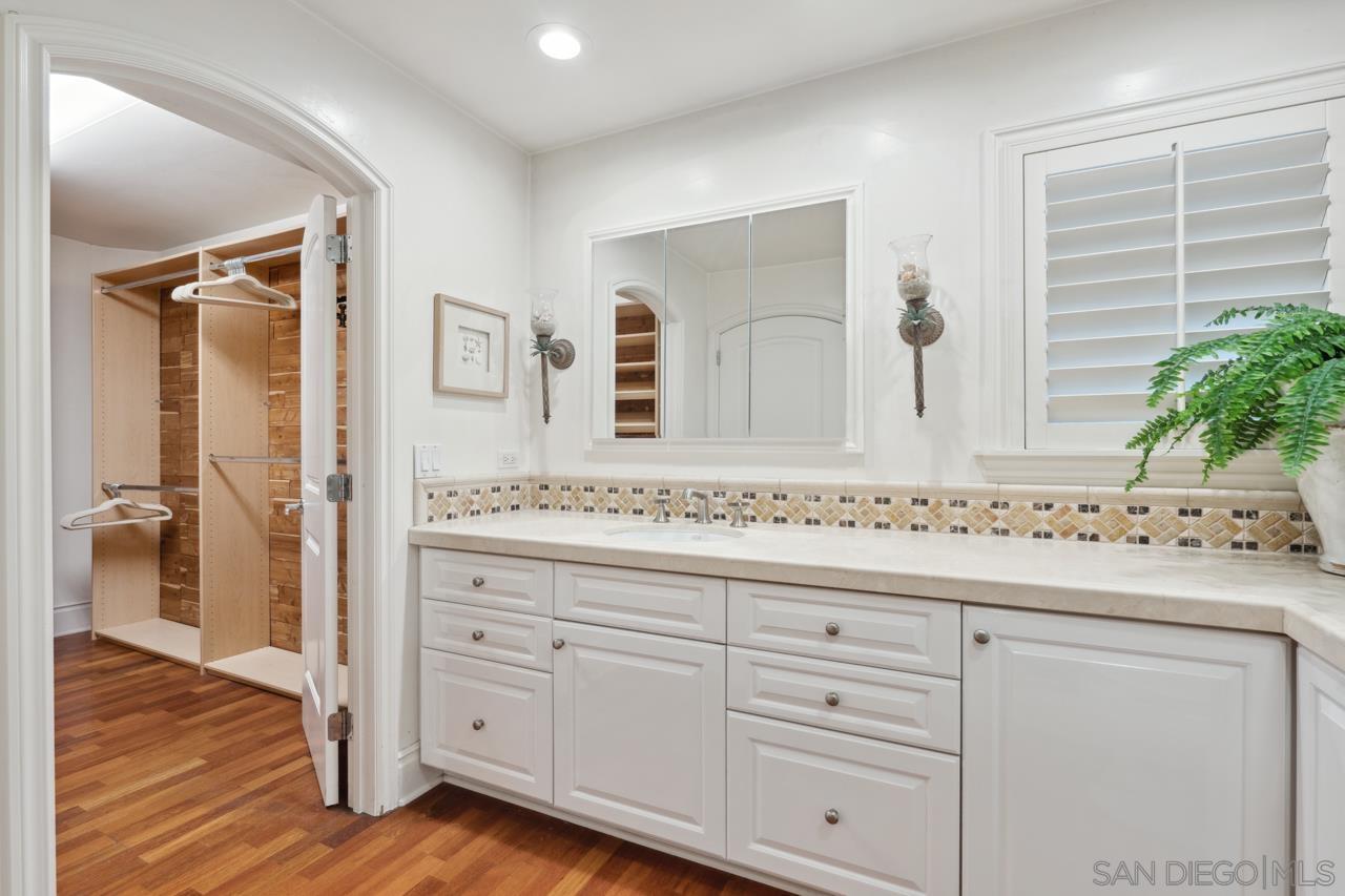 Detail Gallery Image 22 of 31 For 1219  Coast Blvd  5, La Jolla,  CA 92037 - 2 Beds | 2 Baths