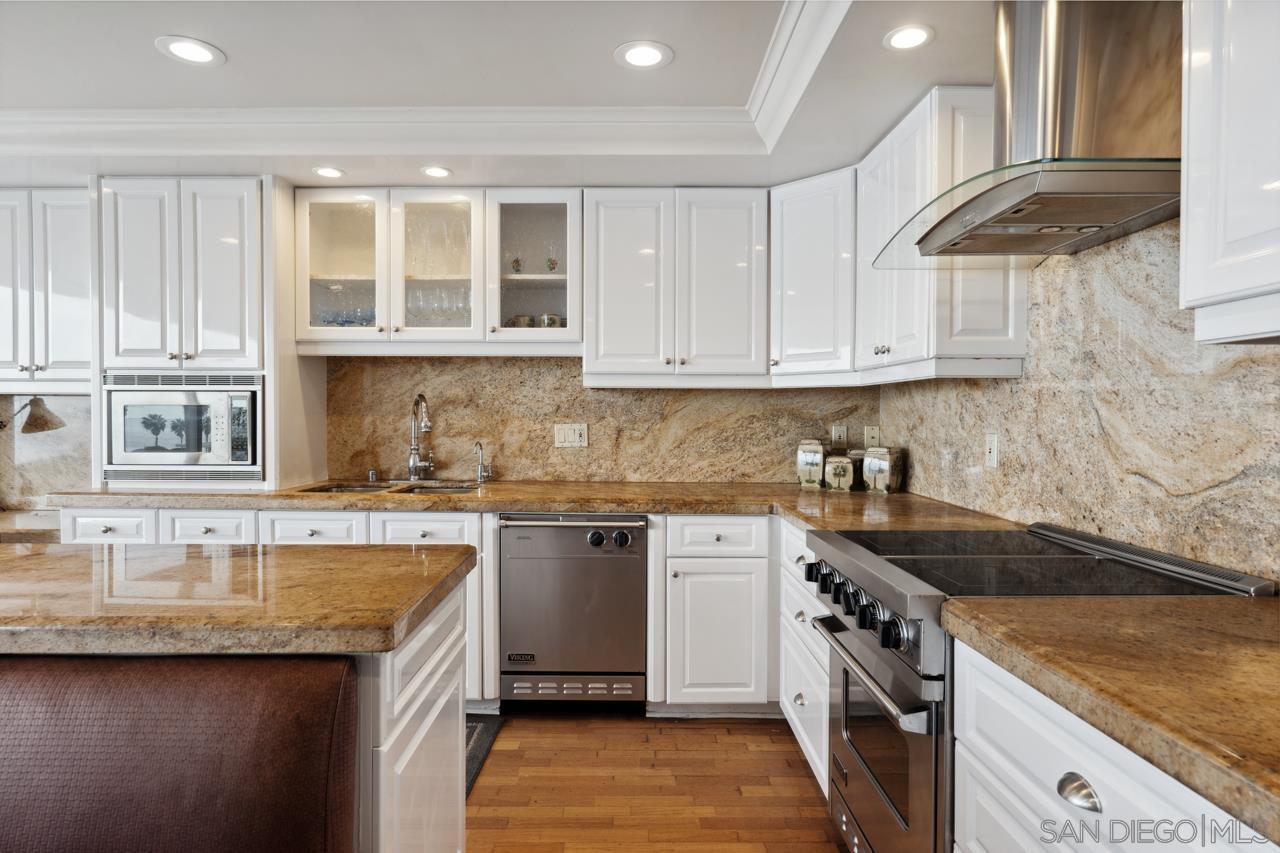 Detail Gallery Image 8 of 31 For 1219  Coast Blvd  5, La Jolla,  CA 92037 - 2 Beds | 2 Baths