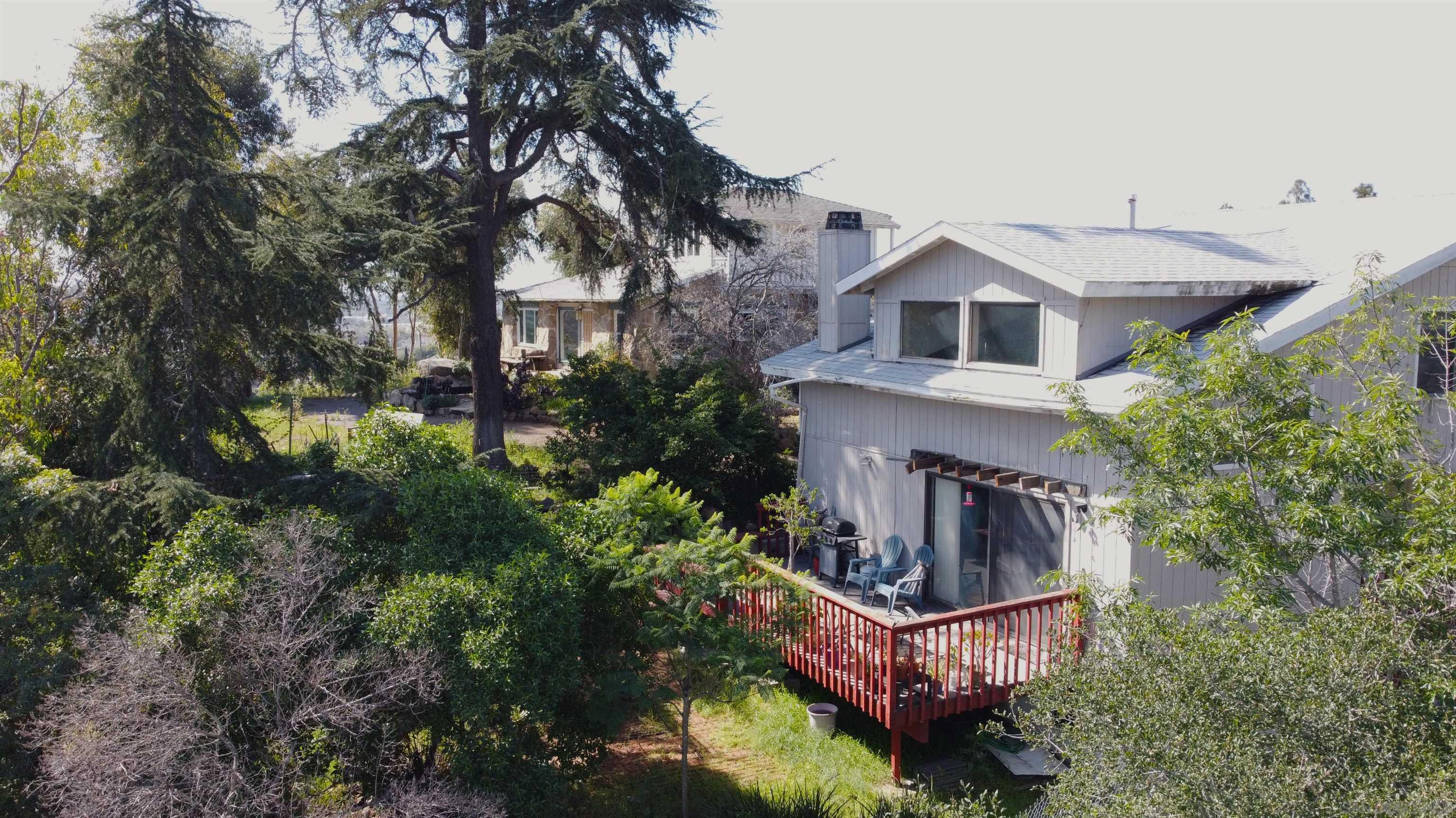 Detail Gallery Image 19 of 29 For 702-704 E Vista Way, Vista,  CA 92084 - – Beds | – Baths