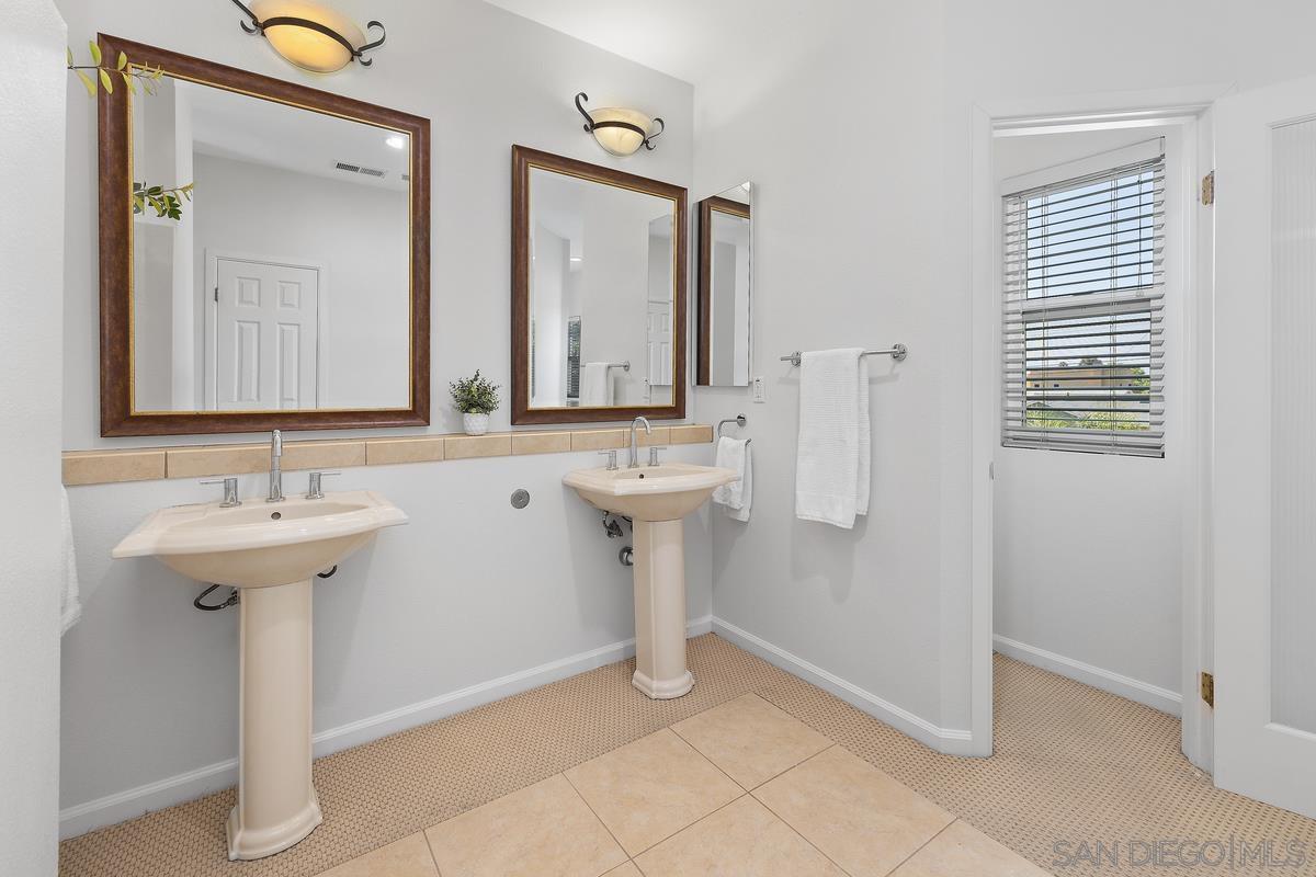 Detail Gallery Image 29 of 35 For 1026  Madison Avenue, San Diego,  CA 92116 - 4 Beds | 3 Baths