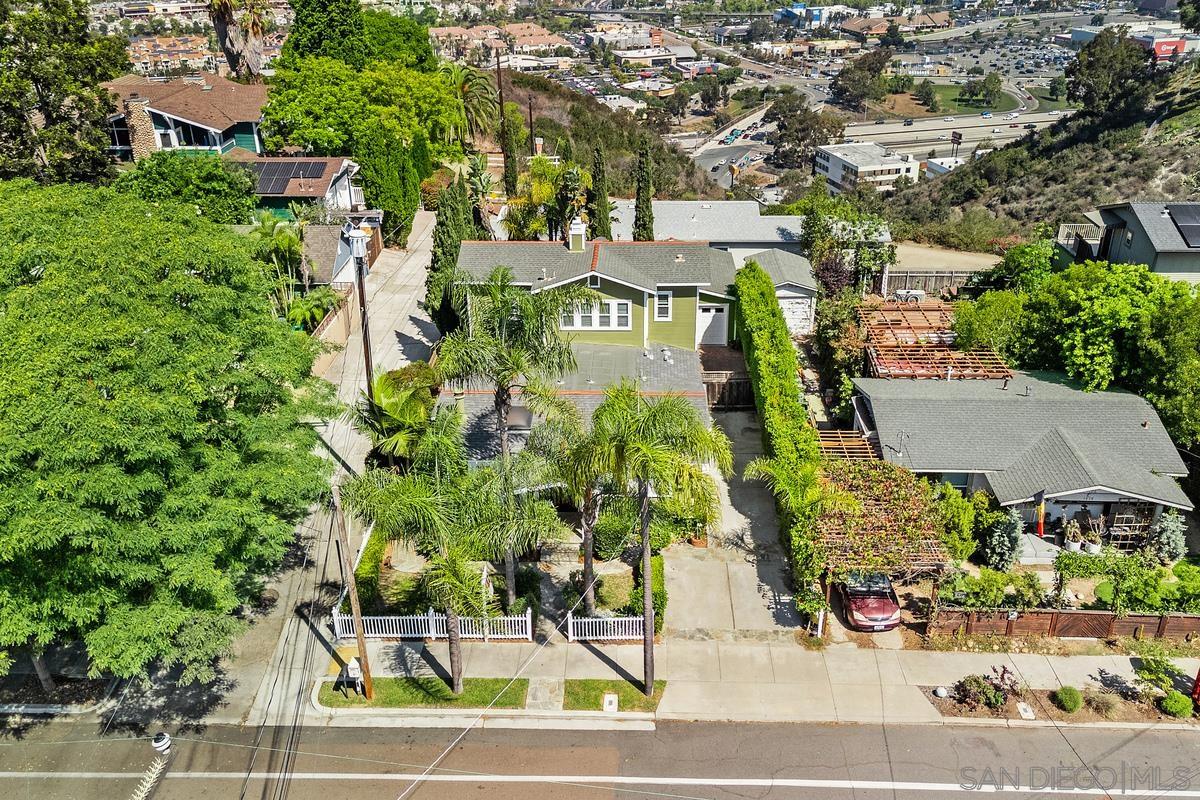 Detail Gallery Image 4 of 35 For 1026  Madison Avenue, San Diego,  CA 92116 - 4 Beds | 3 Baths