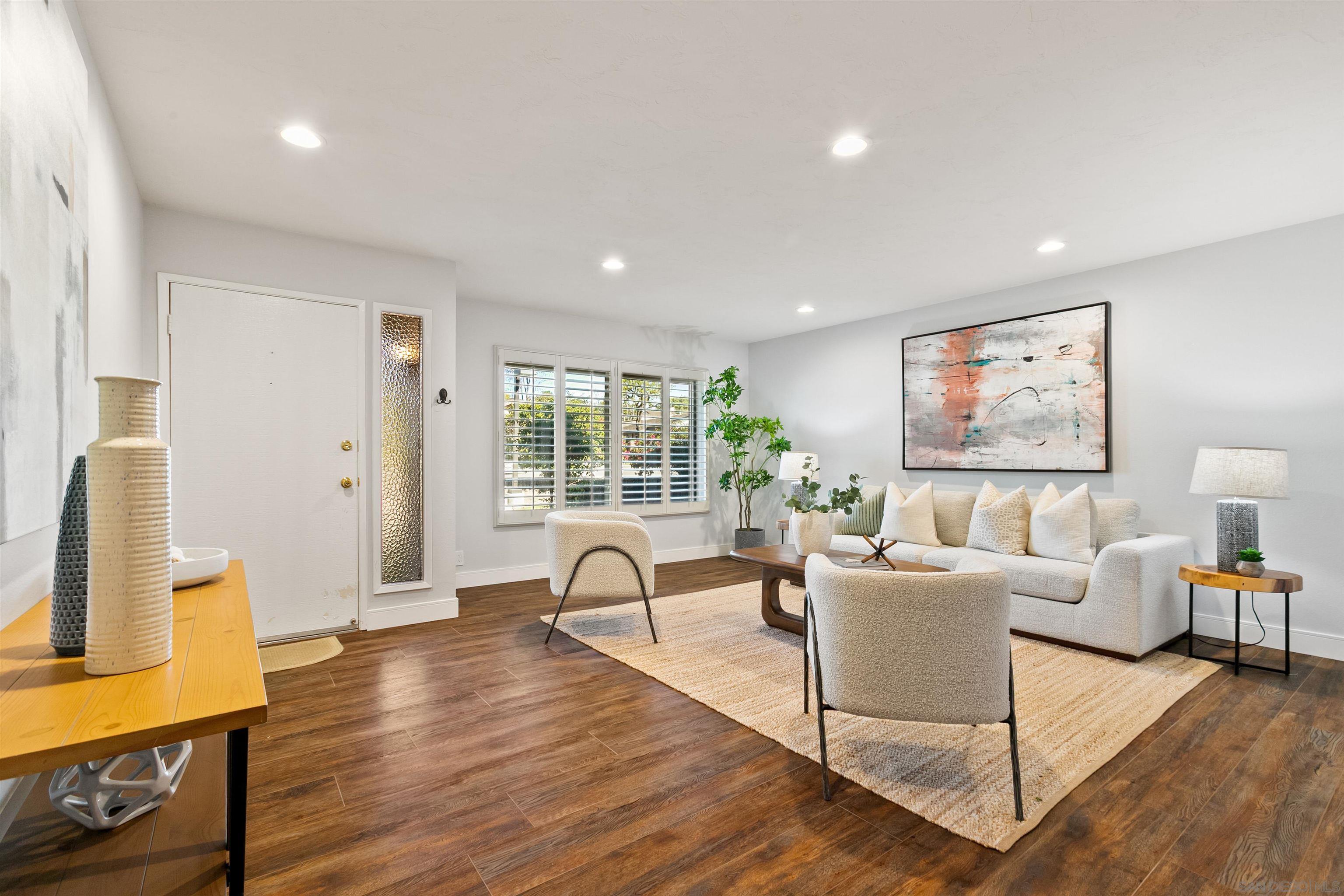 Detail Gallery Image 6 of 41 For 9810  Guisante Terrace, San Diego,  CA 92124 - 4 Beds | 2/1 Baths